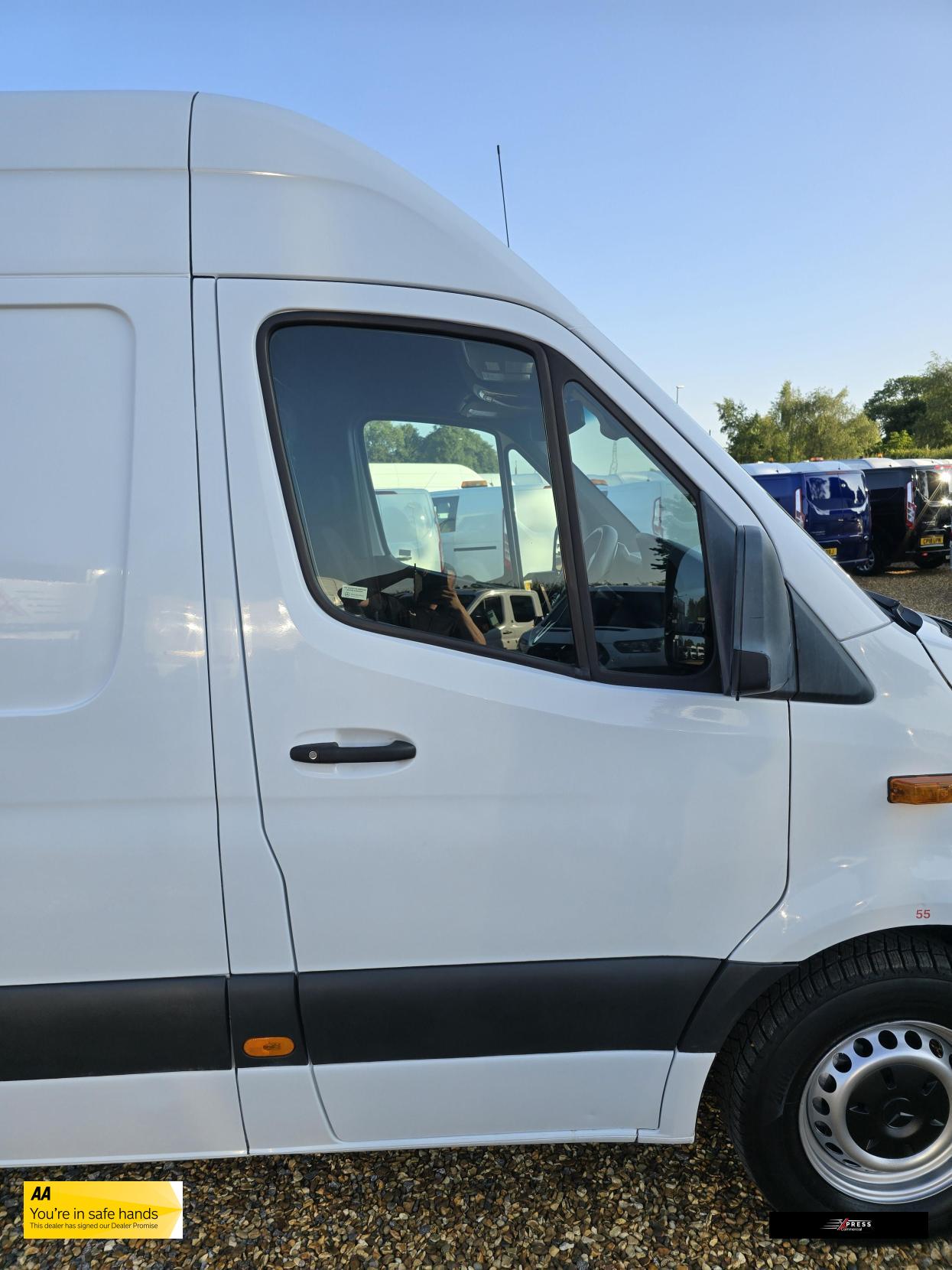 Mercedes-Benz Sprinter Sprinter 2.1 311 CDI Panel Van 5dr Diesel Manual RWD L3 H2 Euro 6 (114 ps)