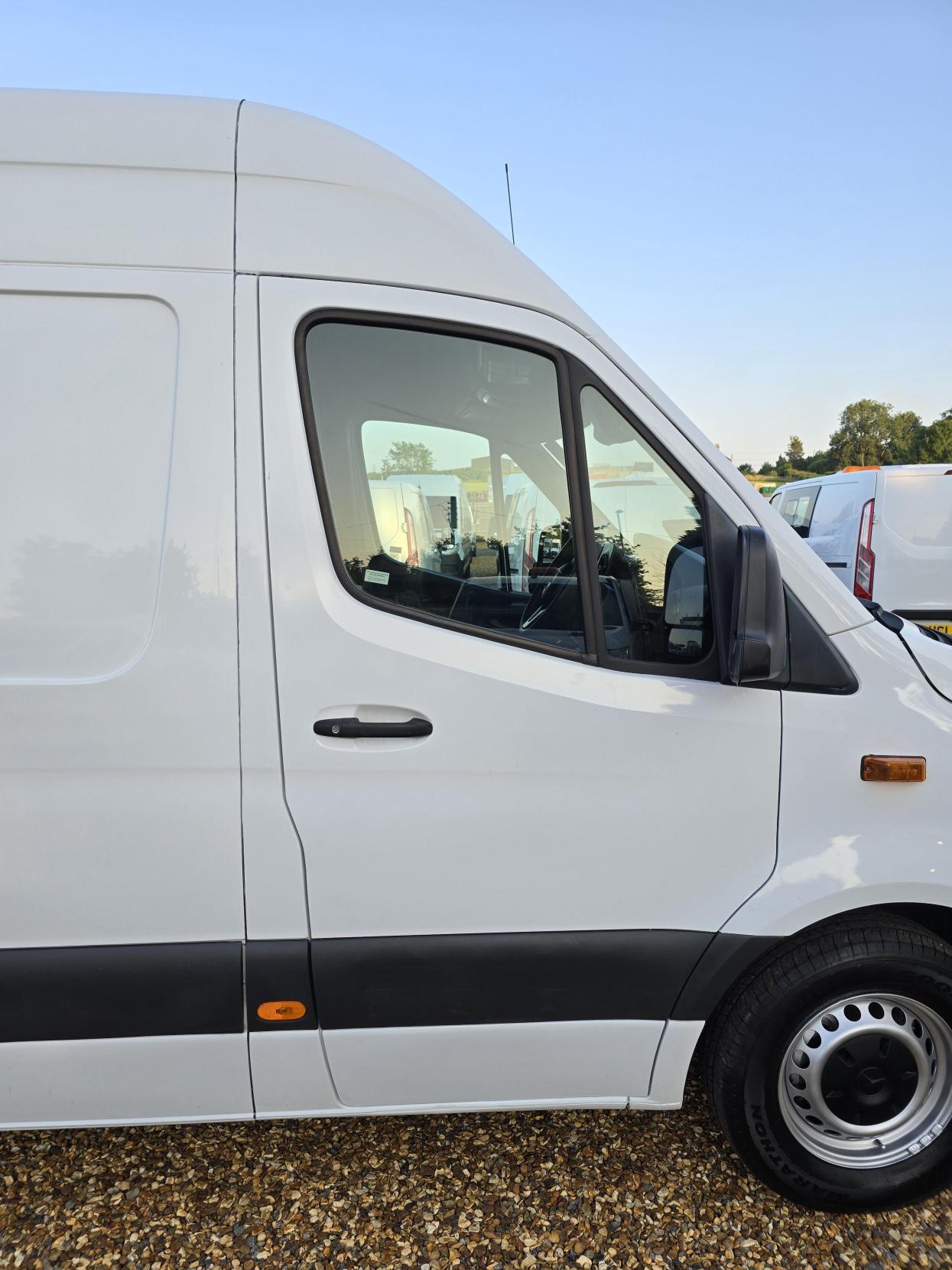 Mercedes-Benz Sprinter 2.1 311 CDI Panel Van 5dr Diesel Manual RWD L3 H2 Euro 6 (114 ps)