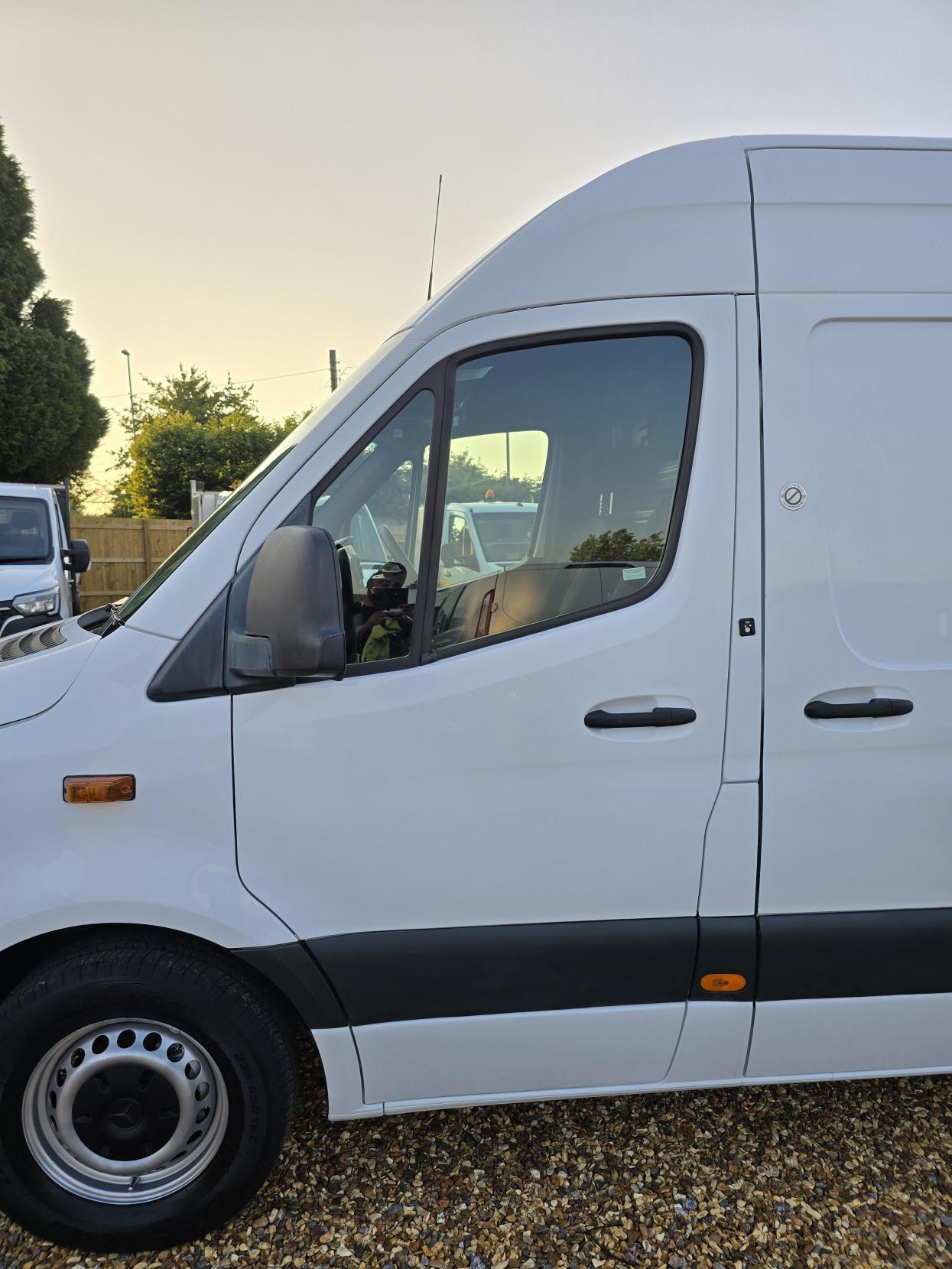 Mercedes-Benz Sprinter 2.1 311 CDI Panel Van 5dr Diesel Manual RWD L3 H2 Euro 6 (114 ps)