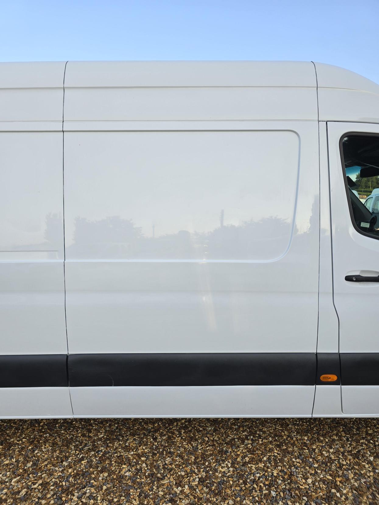 Mercedes-Benz Sprinter 2.1 311 CDI Panel Van 5dr Diesel Manual RWD L3 H2 Euro 6 (114 ps)