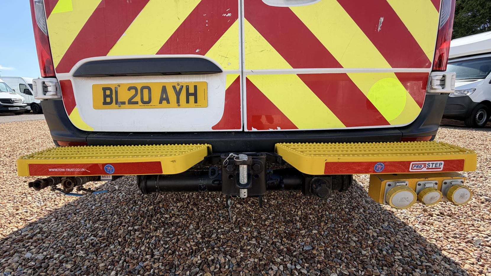 2020 Mercedes-Benz Sprinter 2.1 316 CDI Panel Van 5dr Diesel Manual RWD L2 H2 Euro 6 (163 ps) - Thumbnail 43