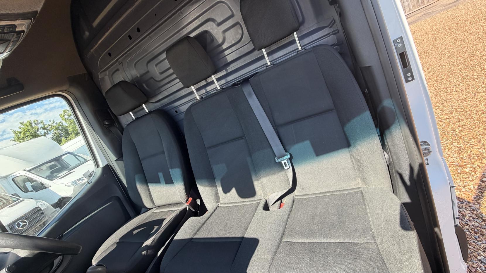 2020 Mercedes-Benz Sprinter 2.1 316 CDI Panel Van 5dr Diesel Manual RWD L2 H2 Euro 6 (163 ps) - Thumbnail 40
