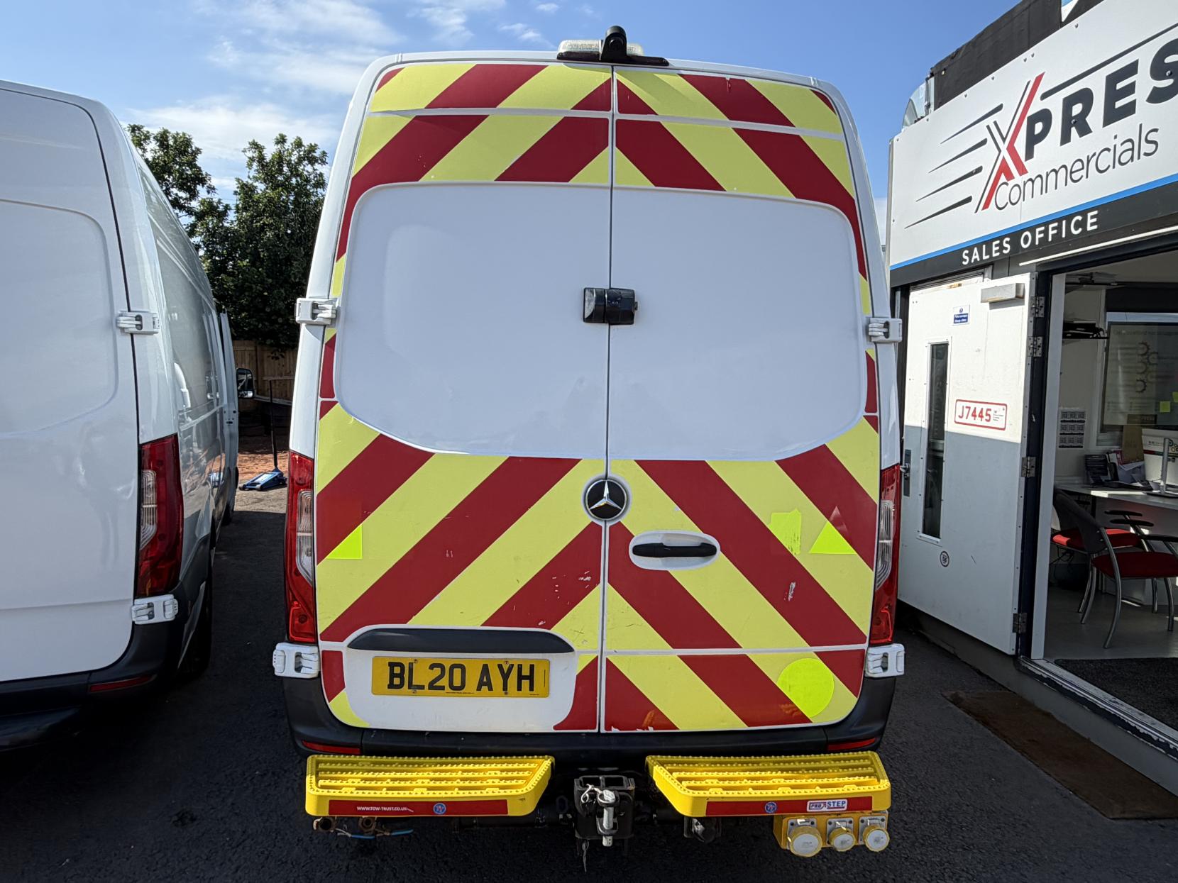 2020 Mercedes-Benz Sprinter 2.1 316 CDI Panel Van 5dr Diesel Manual RWD L2 H2 Euro 6 (163 ps) - Thumbnail 7