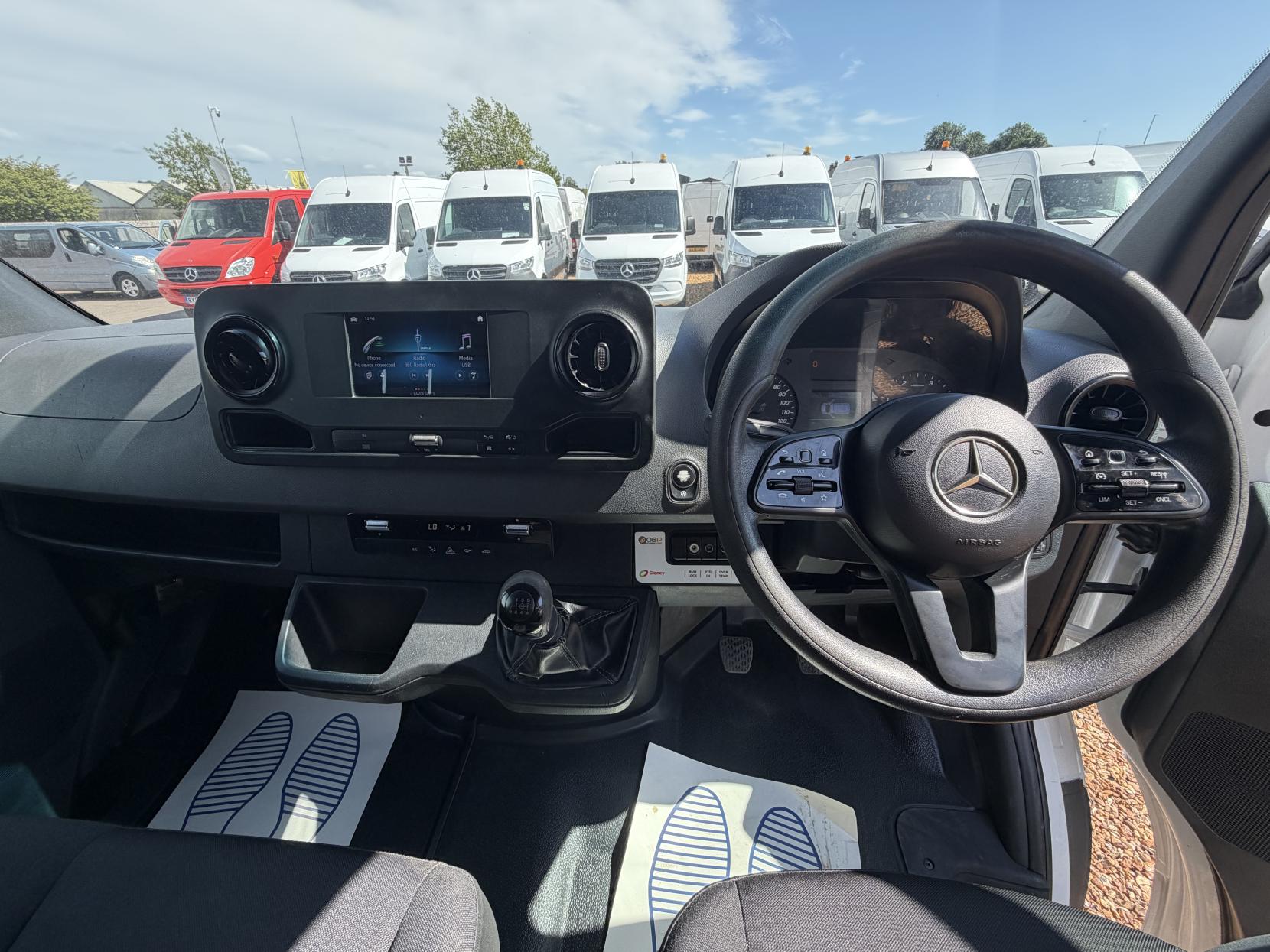 2020 Mercedes-Benz Sprinter 2.1 316 CDI Panel Van 5dr Diesel Manual RWD L2 H2 Euro 6 (163 ps) - Thumbnail 2
