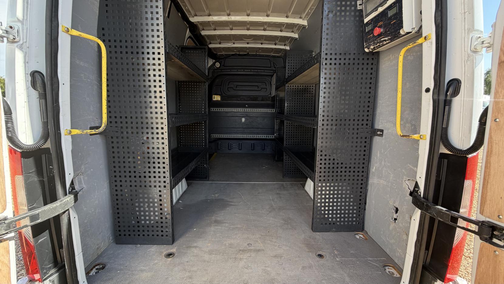 2020 Mercedes-Benz Sprinter 2.1 316 CDI Panel Van 5dr Diesel Manual RWD L2 H2 Euro 6 (163 ps) - Thumbnail 25