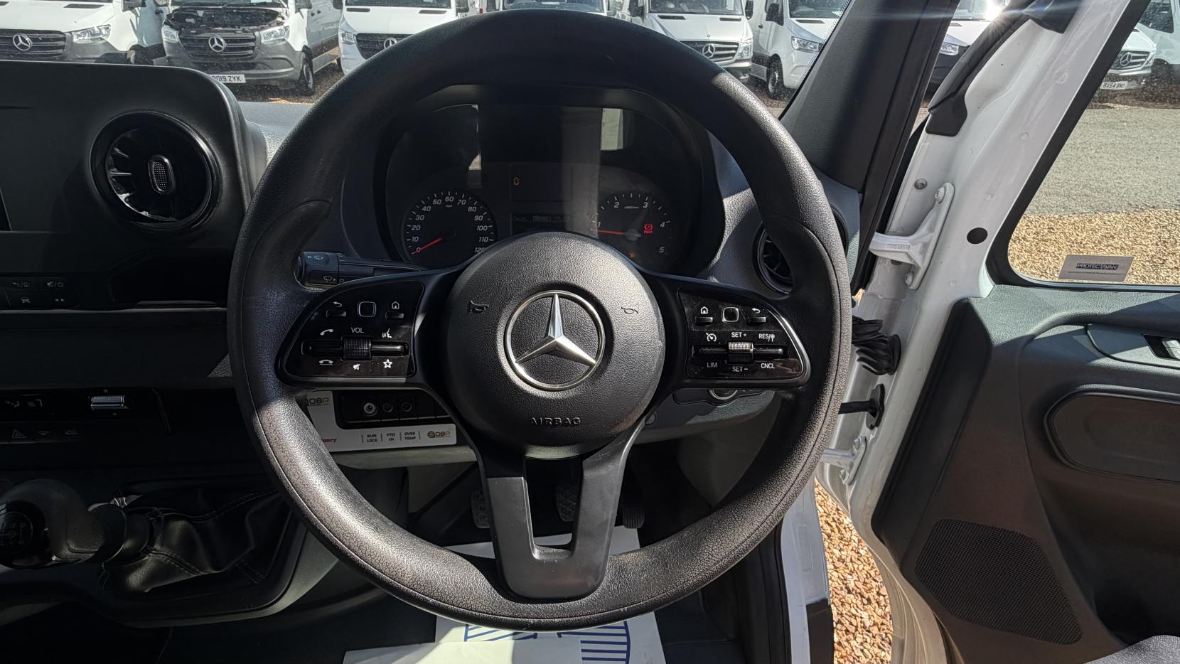 2020 Mercedes-Benz Sprinter 2.1 316 CDI Panel Van 5dr Diesel Manual RWD L2 H2 Euro 6 (163 ps) - Thumbnail 10