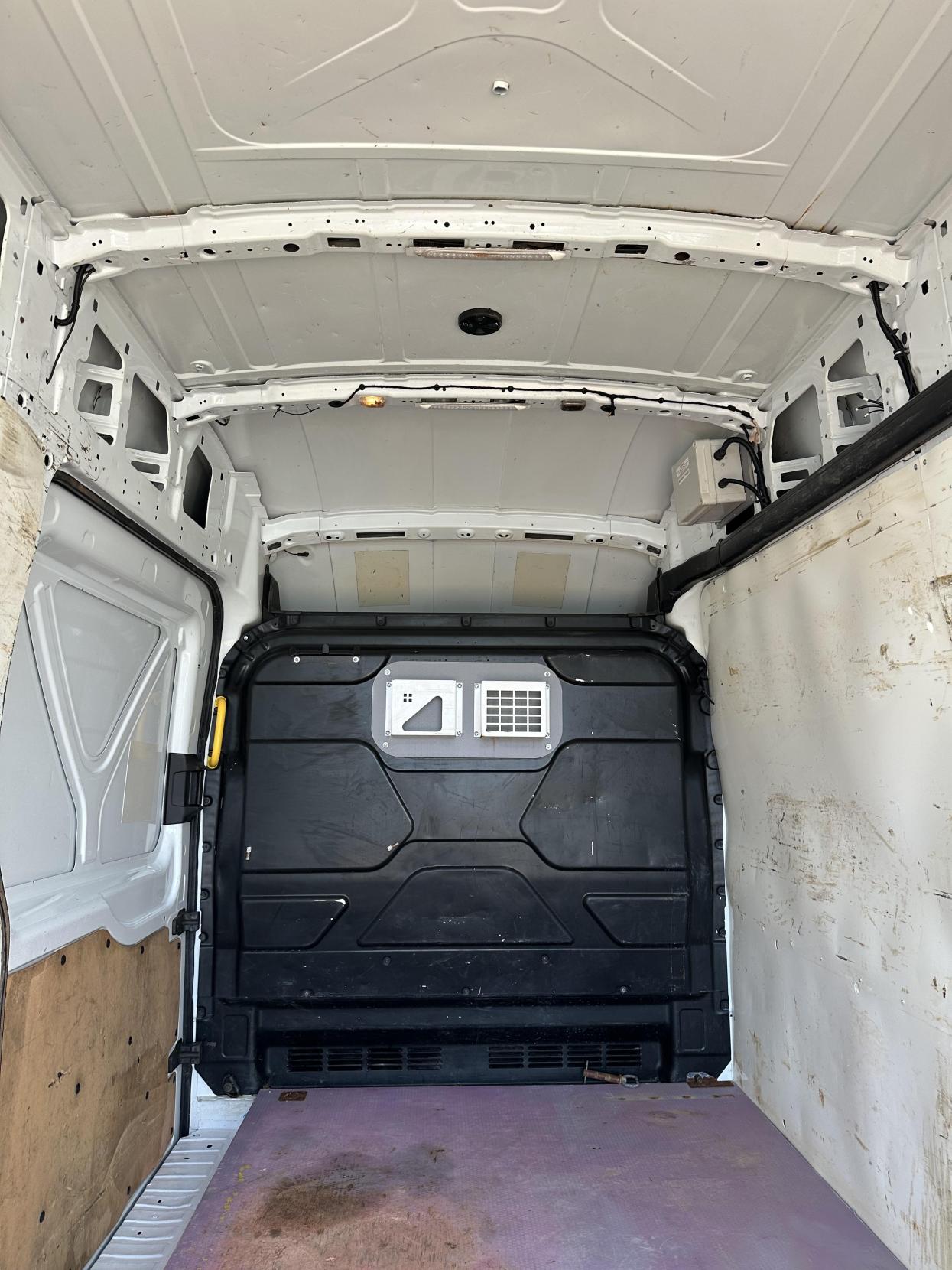 Ford Transit 2.0 350 EcoBlue Panel Van 5dr Diesel Manual RWD L2 H3 Euro 6 (170 ps)