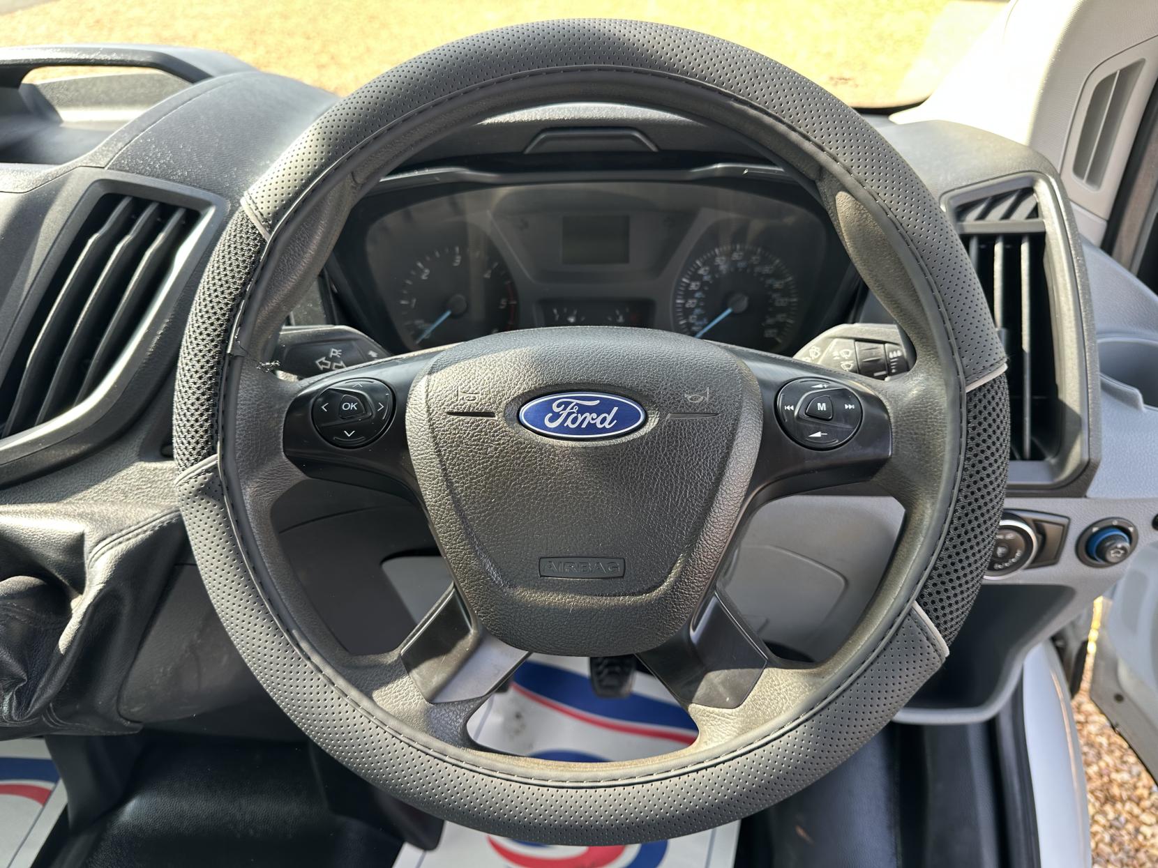 Ford Transit 2.0 350 EcoBlue Panel Van 5dr Diesel Manual RWD L2 H3 Euro 6 (170 ps)