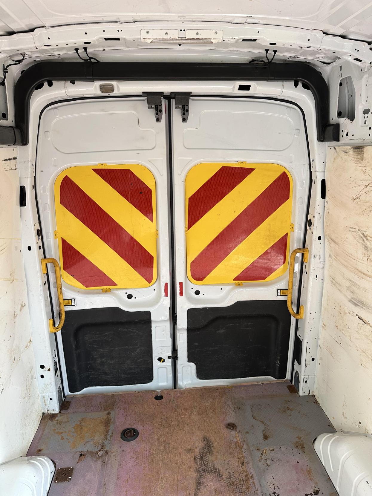 Ford Transit 2.0 350 EcoBlue Panel Van 5dr Diesel Manual RWD L2 H3 Euro 6 (170 ps)