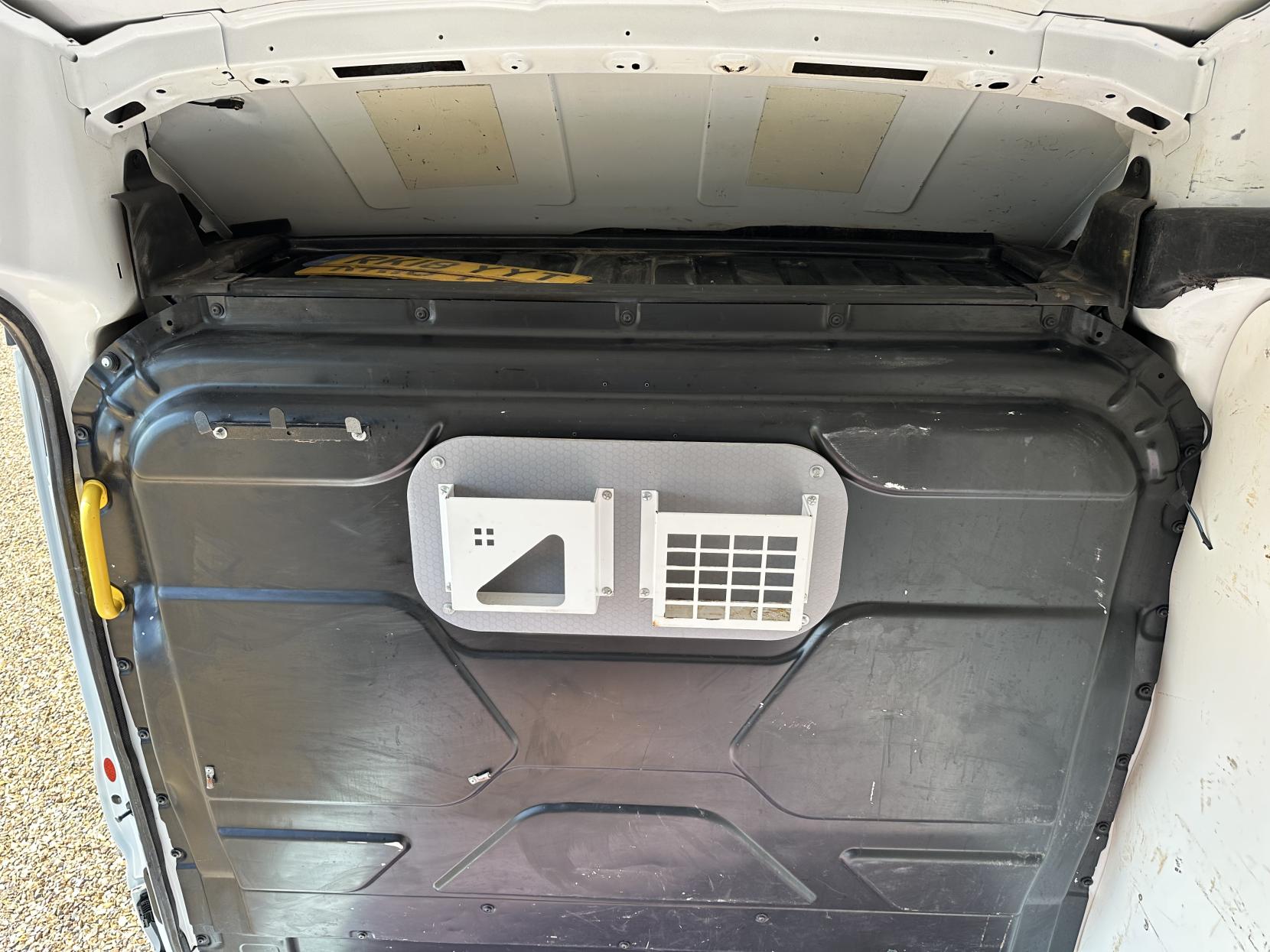 Ford Transit 2.0 350 EcoBlue Panel Van 5dr Diesel Manual RWD L2 H3 Euro 6 (170 ps)