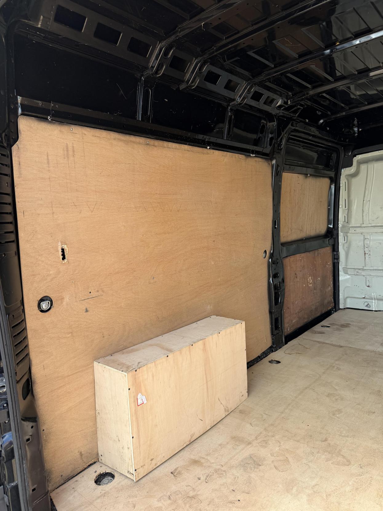 2017 Peugeot Boxer 2.0 BlueHDi 335 Professional Panel Van 5dr Diesel Manual L3 H2 Euro 6 (130 ps) - Thumbnail 27
