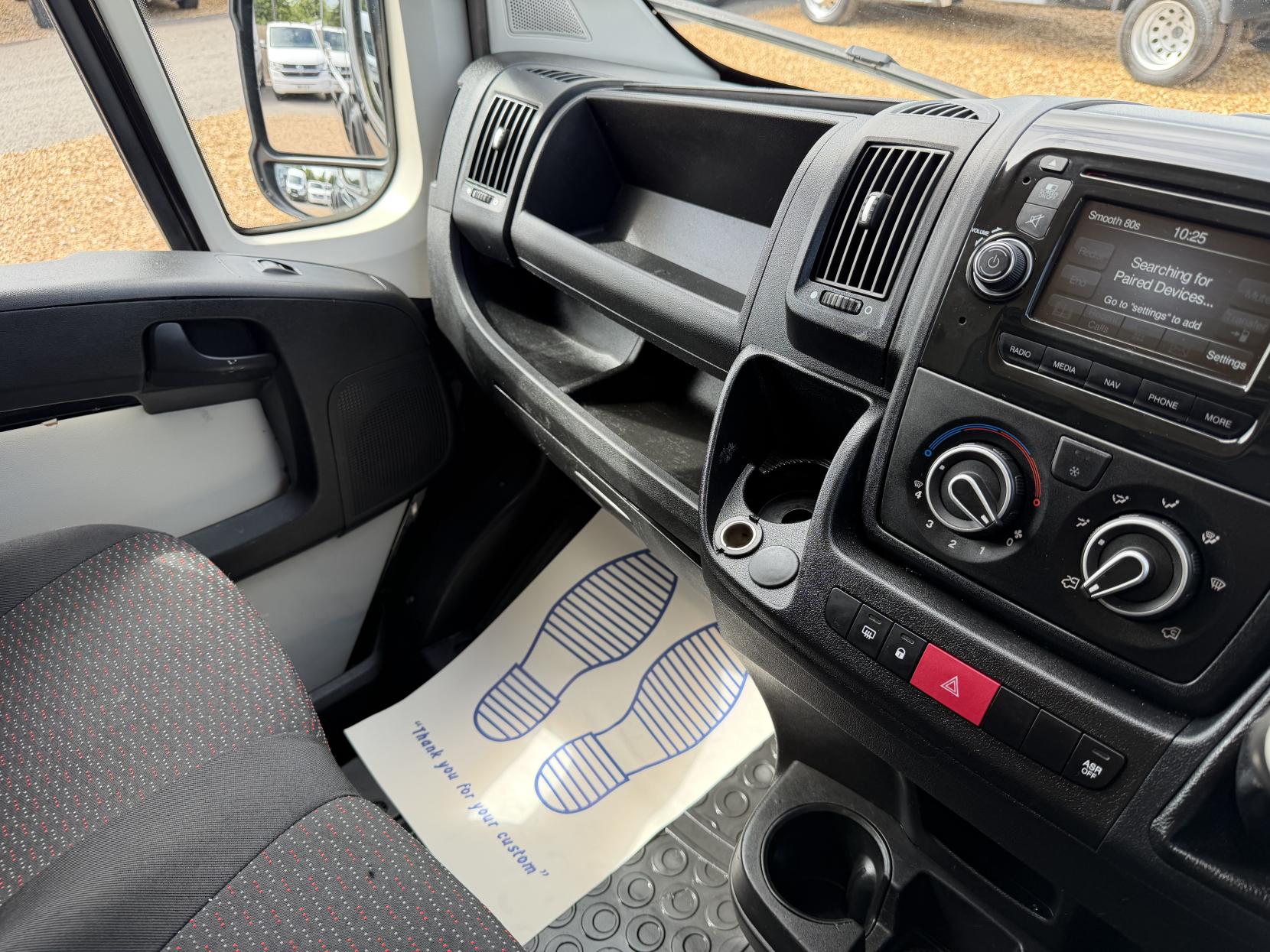 2017 Peugeot Boxer 2.0 BlueHDi 335 Professional Panel Van 5dr Diesel Manual L3 H2 Euro 6 (130 ps) - Thumbnail 44