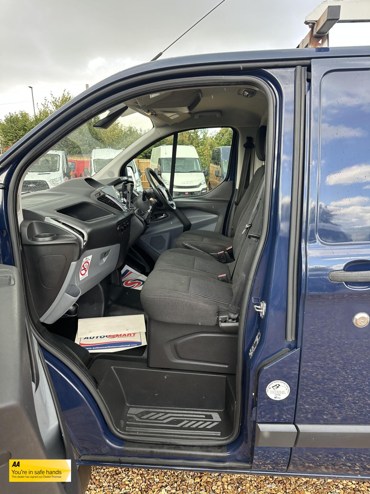 Ford Transit Custom 2.2 TDCi 330 Trend Panel Van 5dr Diesel Manual L2 H1 (197 g/km, 123 bhp)