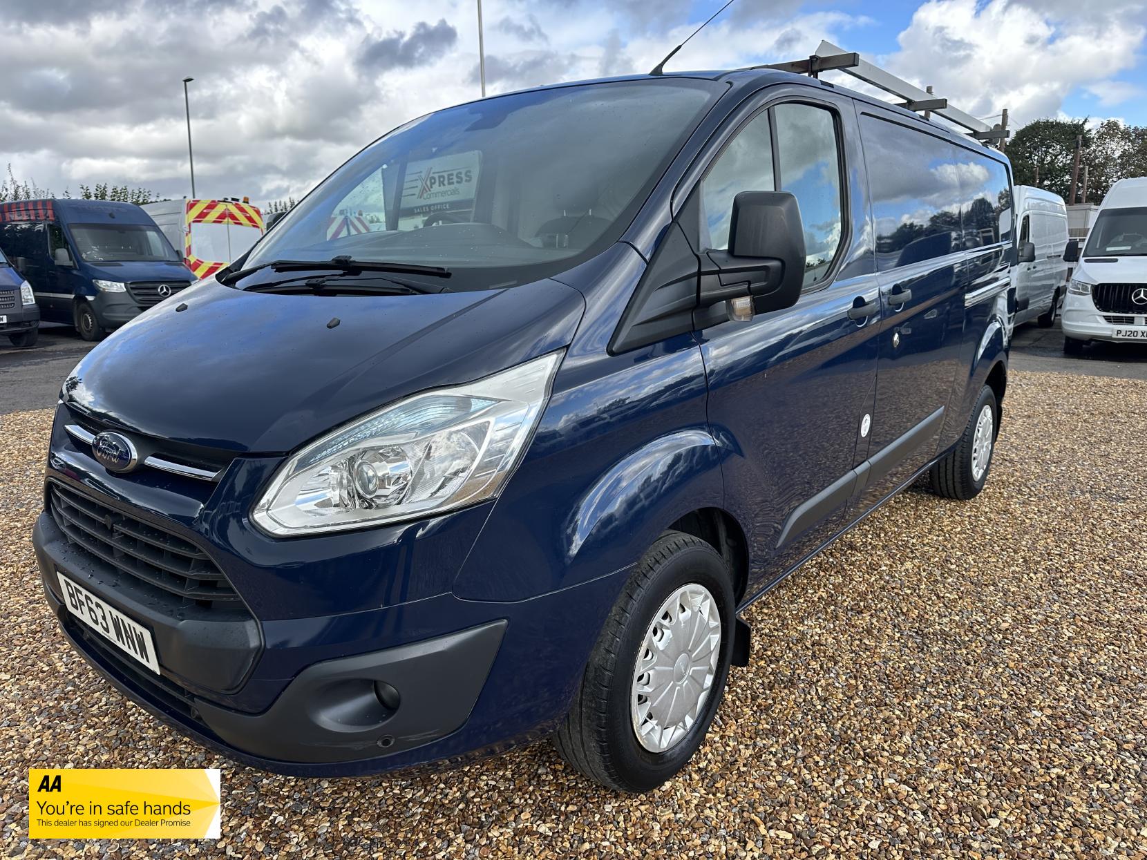 Ford Transit Custom 2.2 TDCi 330 Trend Panel Van 5dr Diesel Manual L2 H1 (197 g/km, 123 bhp)