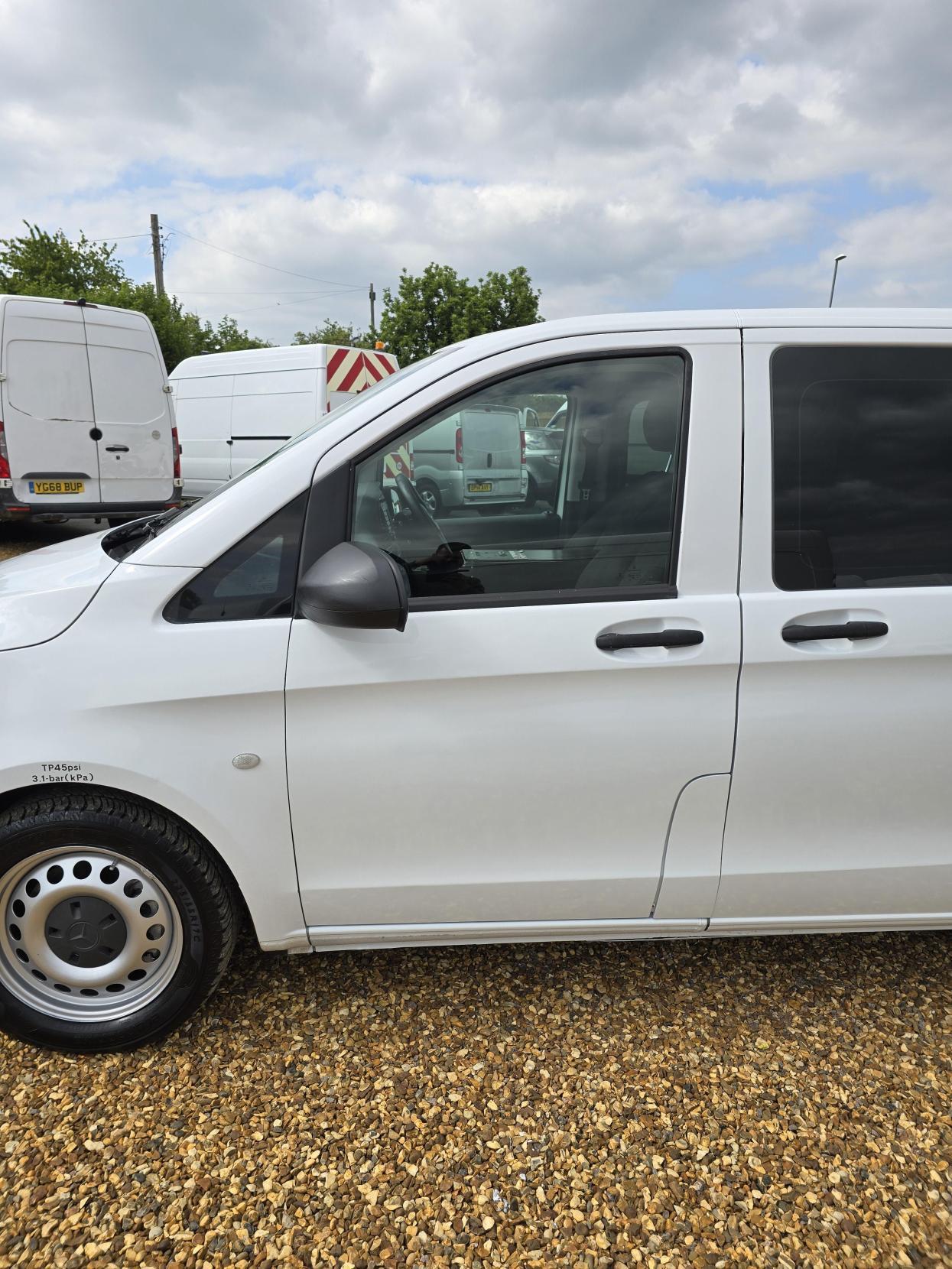 Mercedes-Benz Vito 2.1 116 CDI BlueTEC Panel Van 5dr Diesel G-Tronic+ RWD L1 Euro 6 (163 ps)