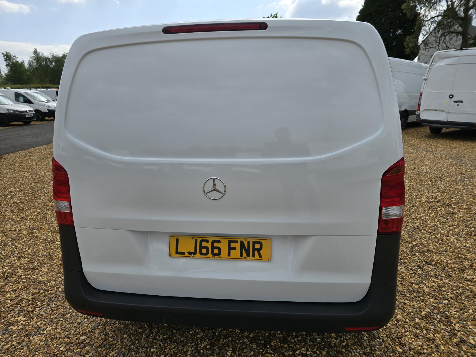 Mercedes-Benz Vito 2.1 116 CDI BlueTEC Panel Van 5dr Diesel G-Tronic+ RWD L1 Euro 6 (163 ps)