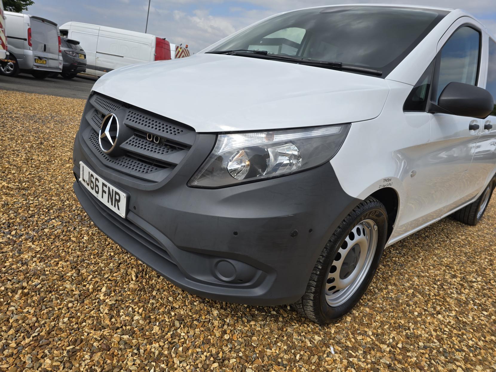 Mercedes-Benz Vito 2.1 116 CDI BlueTEC Panel Van 5dr Diesel G-Tronic+ RWD L1 Euro 6 (163 ps)