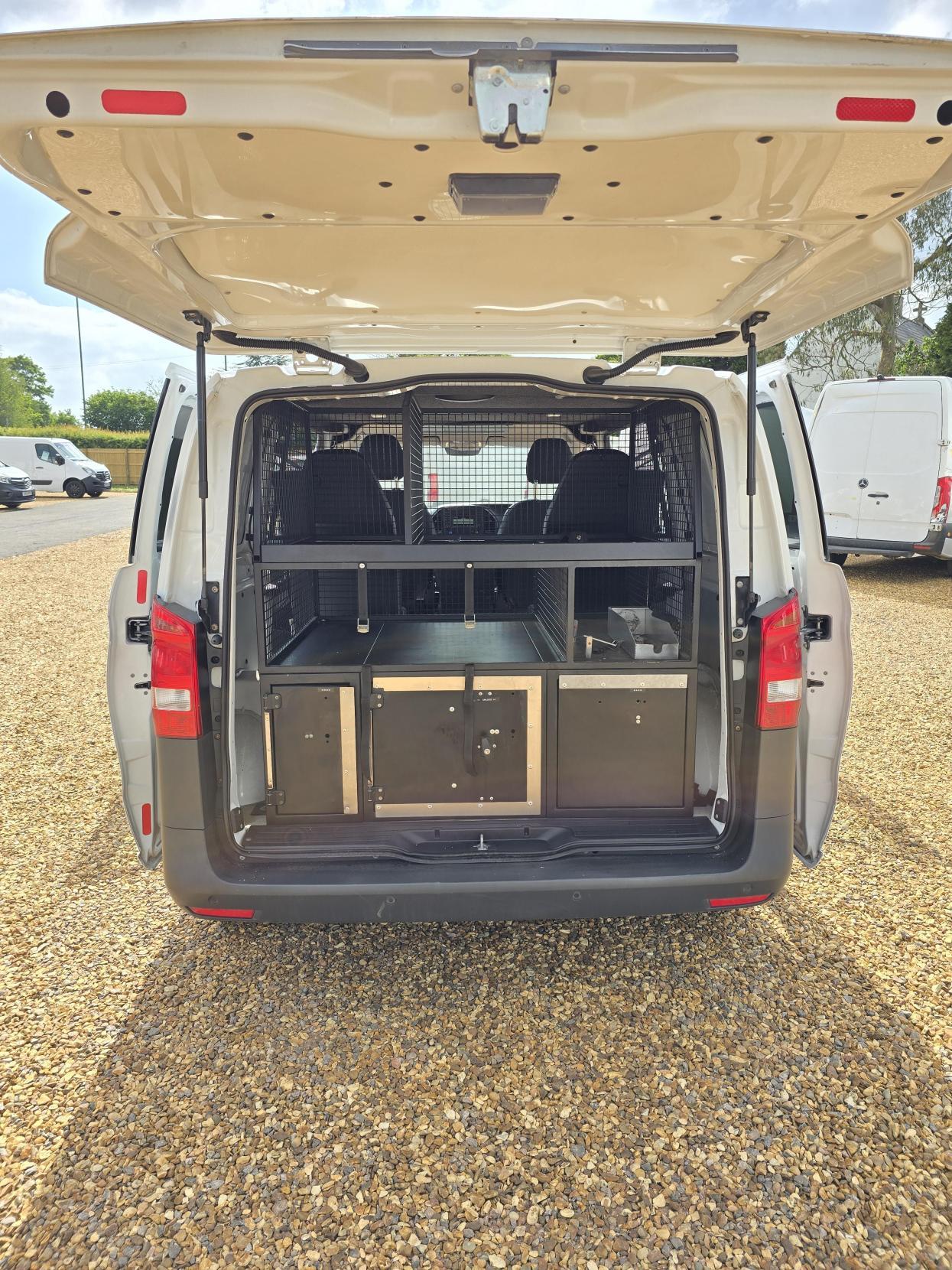 Mercedes-Benz Vito 2.1 116 CDI BlueTEC Panel Van 5dr Diesel G-Tronic+ RWD L1 Euro 6 (163 ps)