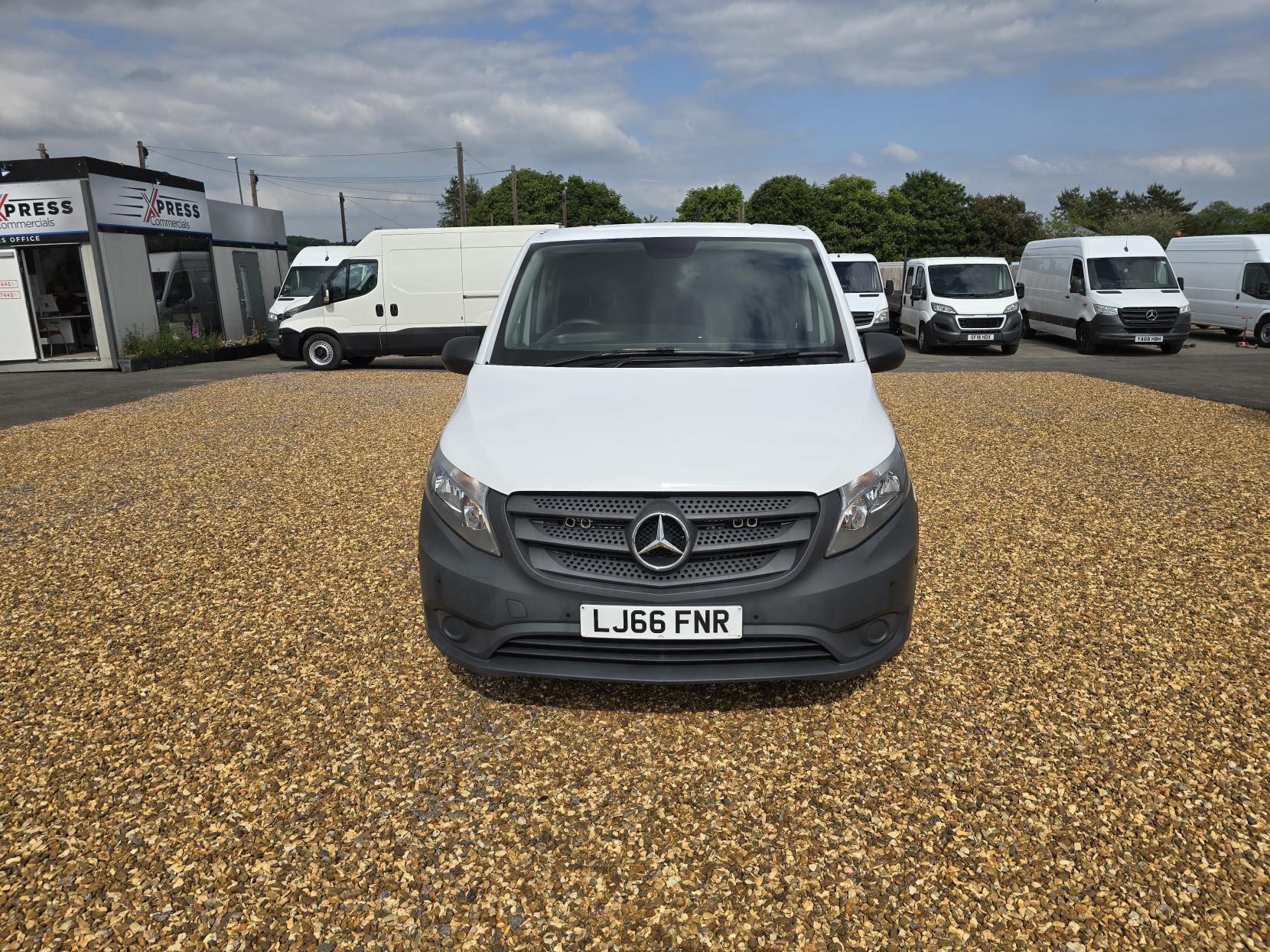 Mercedes-Benz Vito 2.1 116 CDI BlueTEC Panel Van 5dr Diesel G-Tronic+ RWD L1 Euro 6 (163 ps)