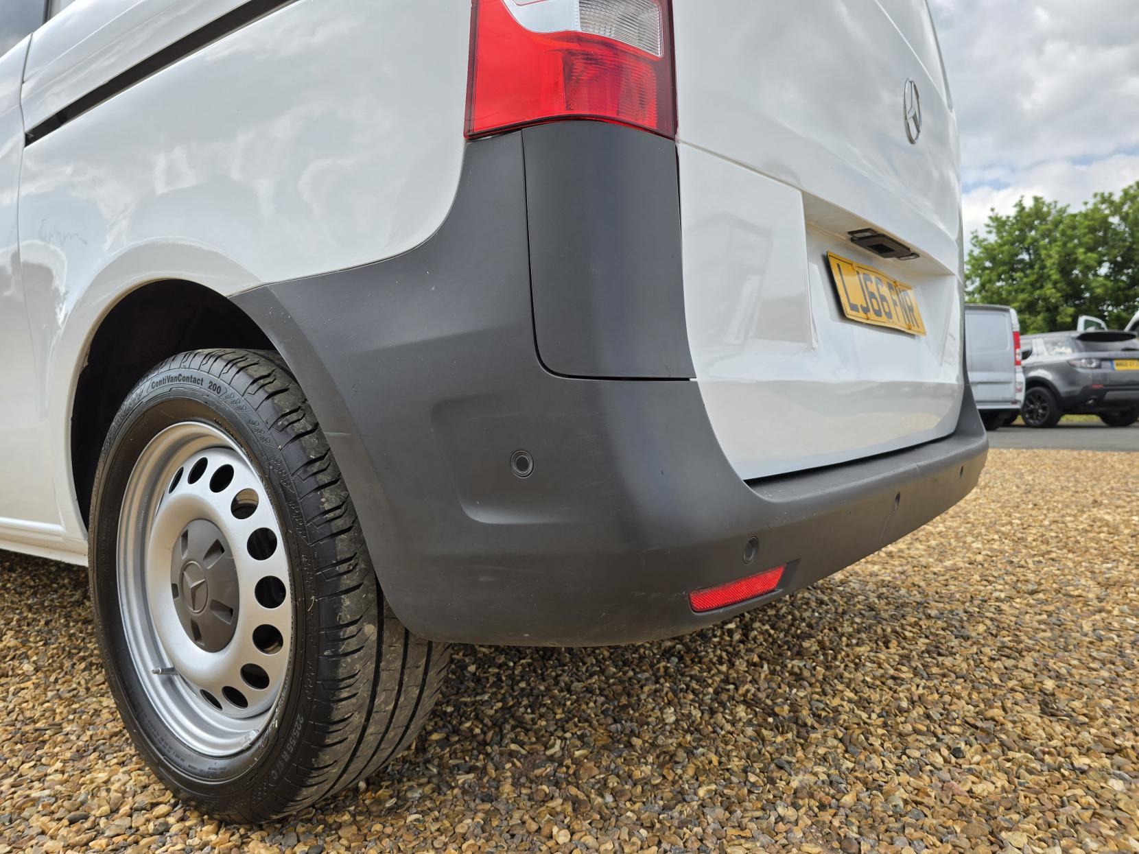 Mercedes-Benz Vito 2.1 116 CDI BlueTEC Panel Van 5dr Diesel G-Tronic+ RWD L1 Euro 6 (163 ps)