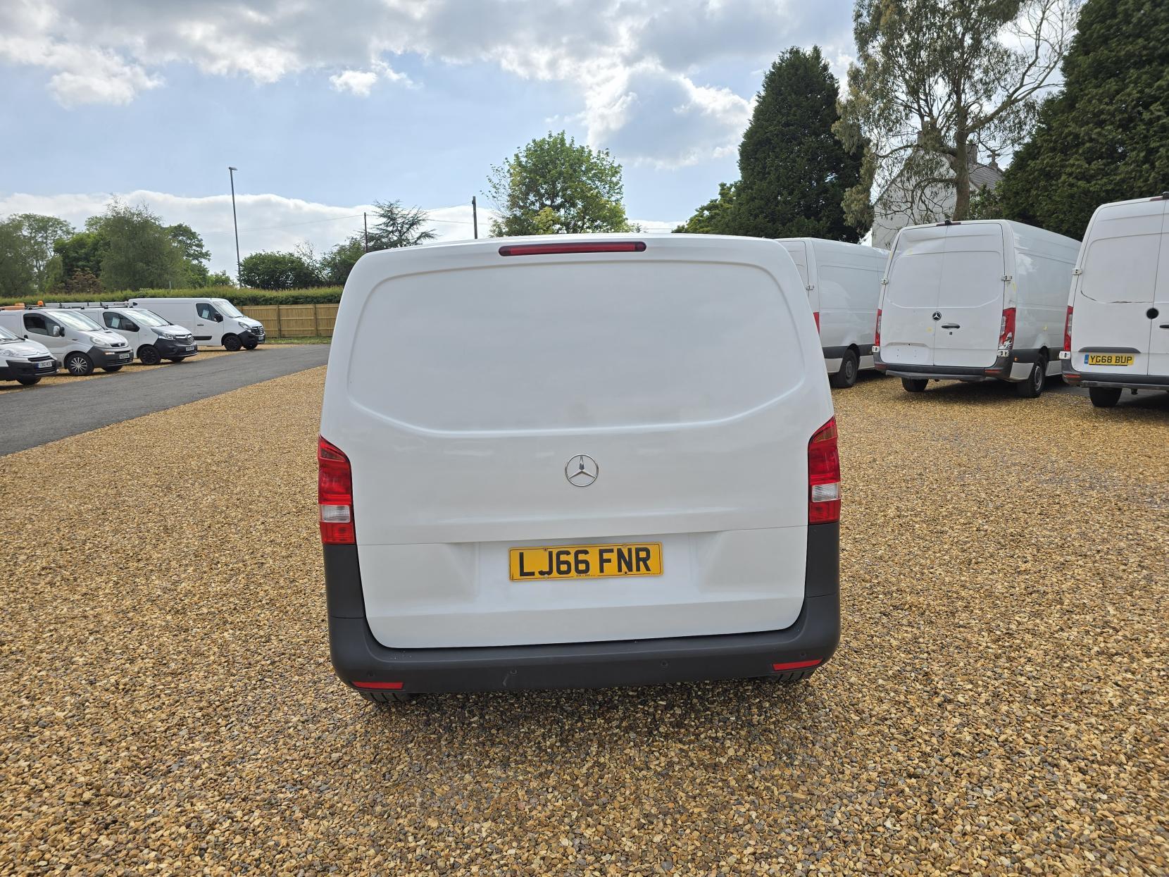 Mercedes-Benz Vito 2.1 116 CDI BlueTEC Panel Van 5dr Diesel G-Tronic+ RWD L1 Euro 6 (163 ps)