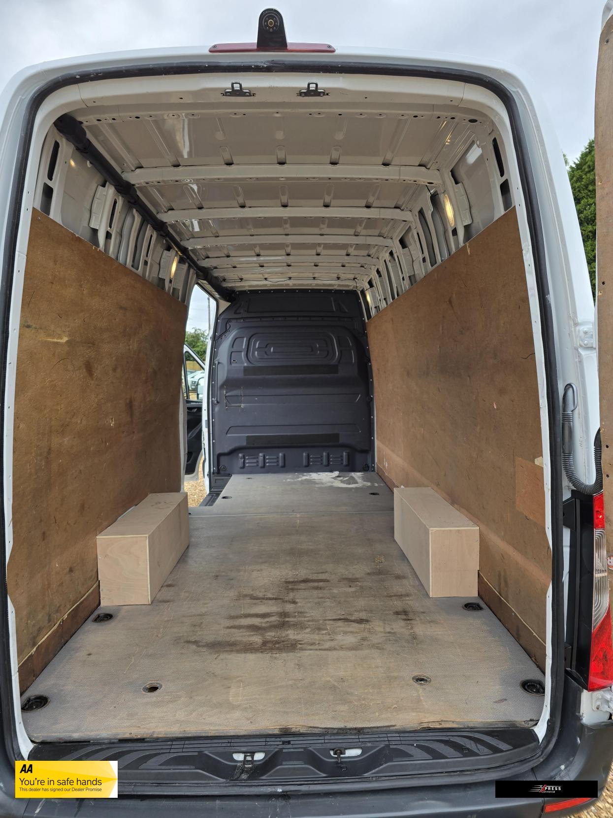 Mercedes-Benz Sprinter Sprinter 2.1 311 CDI Panel Van 5dr Diesel Manual RWD L3 H2 Euro 6 (114 ps)