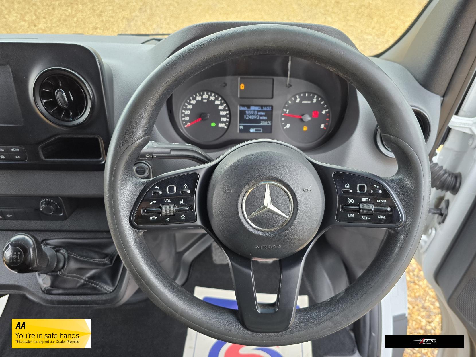Mercedes-Benz Sprinter Sprinter 2.1 311 CDI Panel Van 5dr Diesel Manual RWD L3 H2 Euro 6 (114 ps)