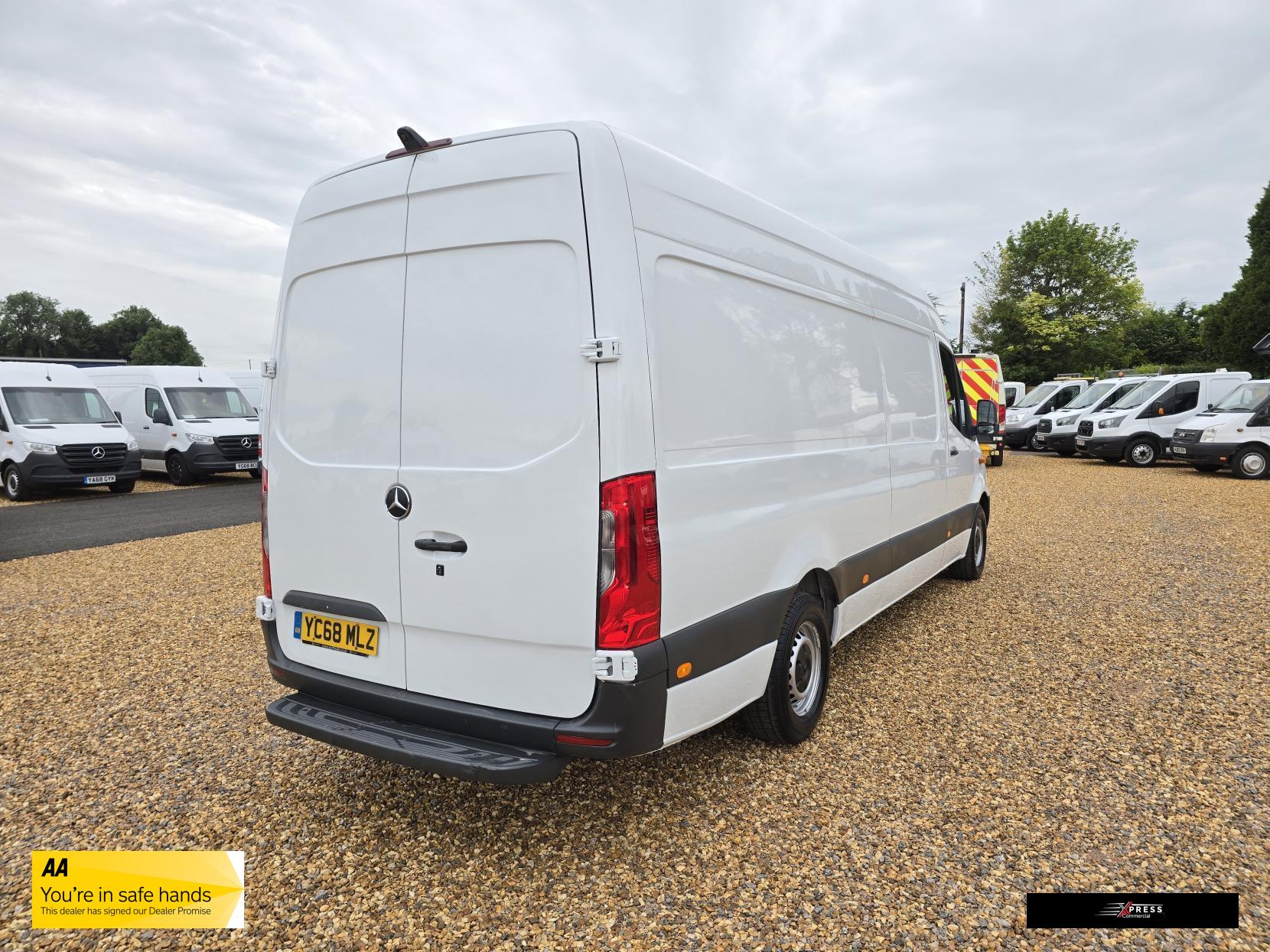 Mercedes-Benz Sprinter Sprinter 2.1 311 CDI Panel Van 5dr Diesel Manual RWD L3 H2 Euro 6 (114 ps)