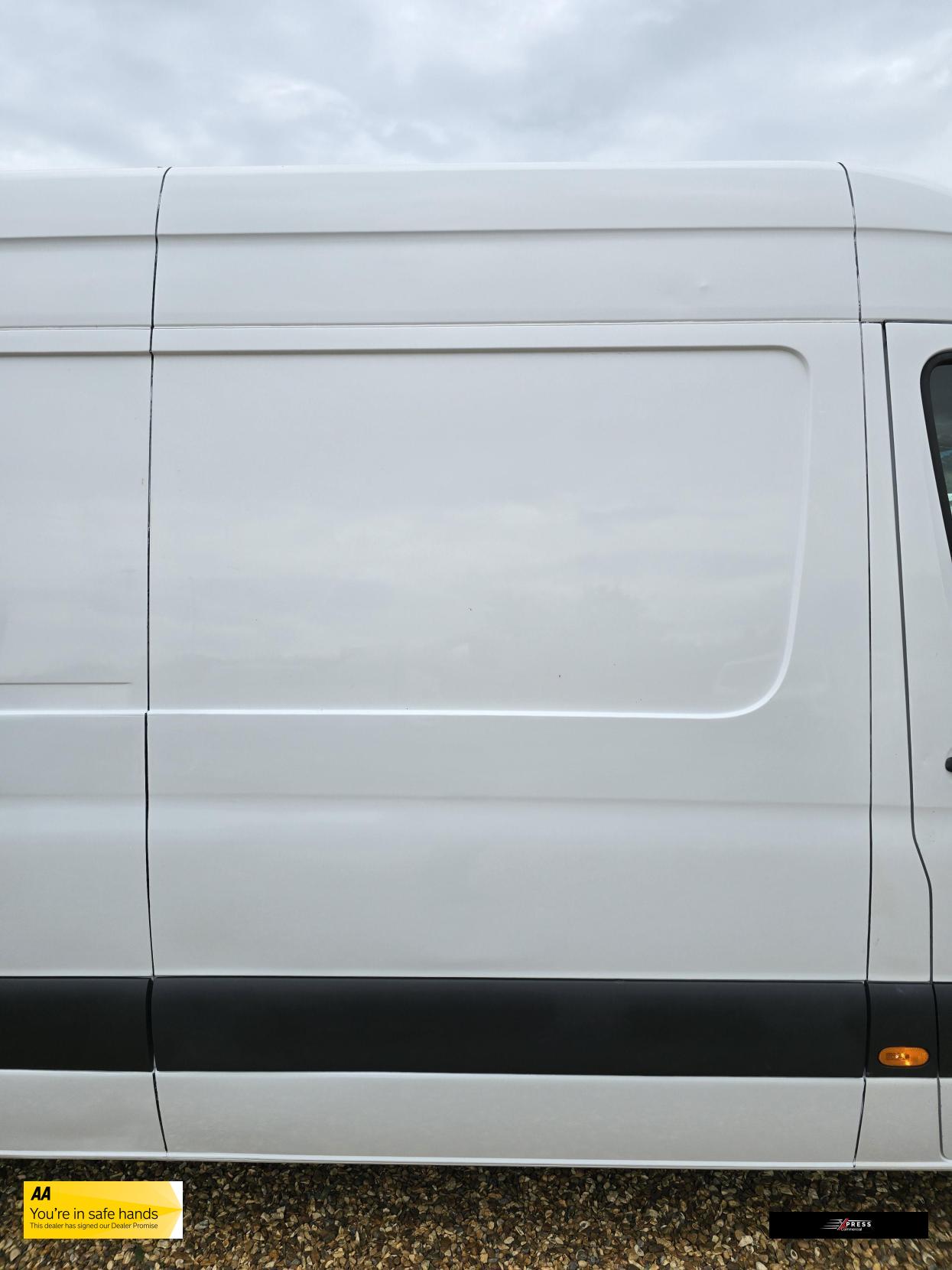 Mercedes-Benz Sprinter Sprinter 2.1 311 CDI Panel Van 5dr Diesel Manual RWD L3 H2 Euro 6 (114 ps)
