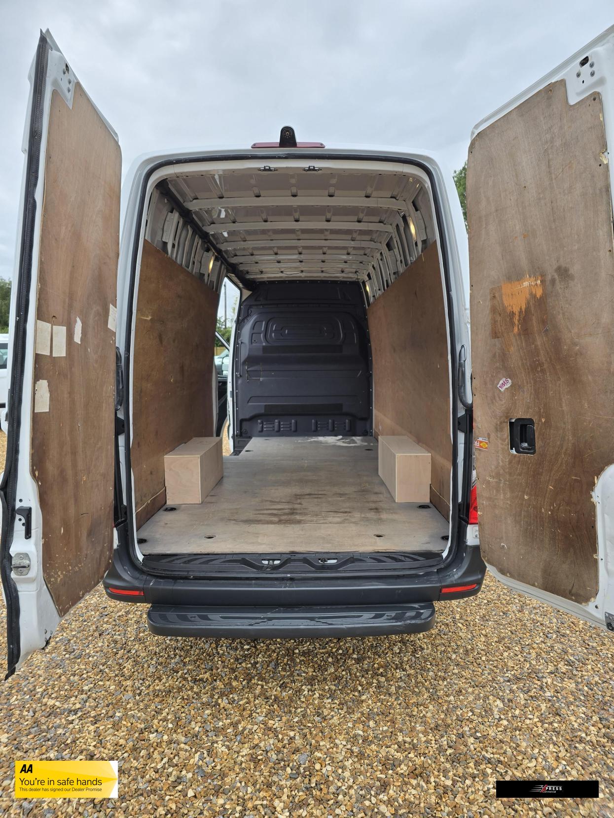 Mercedes-Benz Sprinter Sprinter 2.1 311 CDI Panel Van 5dr Diesel Manual RWD L3 H2 Euro 6 (114 ps)