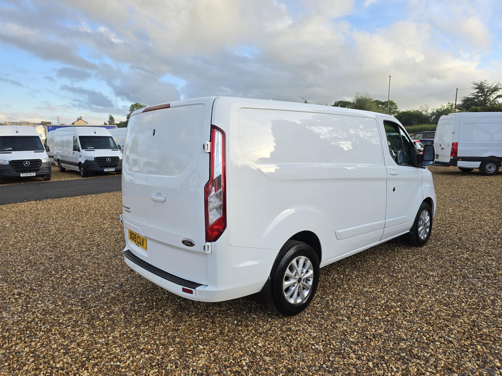 Ford Transit Custom 2.0 300 EcoBlue Limited Panel Van 5dr Diesel Manual L1 H1 Euro 6 (s/s) (130 ps)