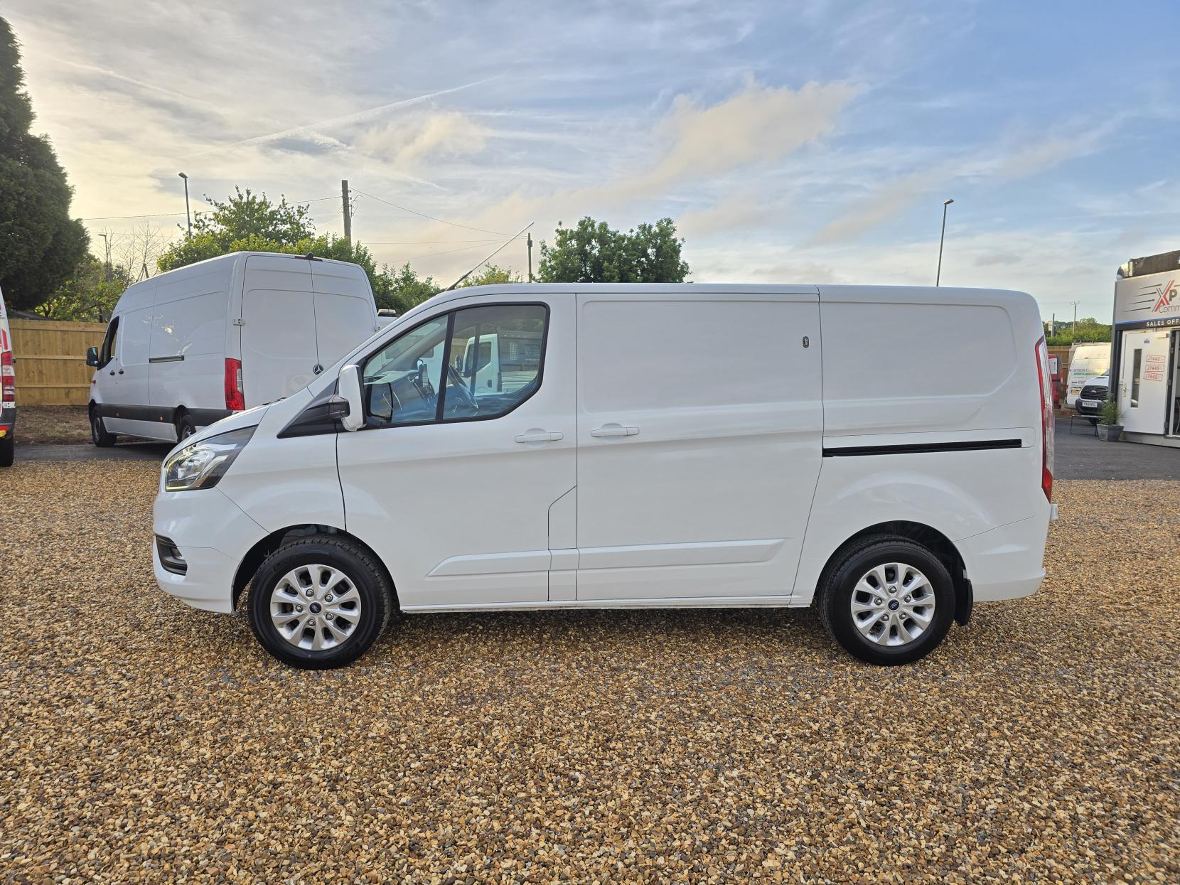 Ford Transit Custom 2.0 300 EcoBlue Limited Panel Van 5dr Diesel Manual L1 H1 Euro 6 (s/s) (130 ps)
