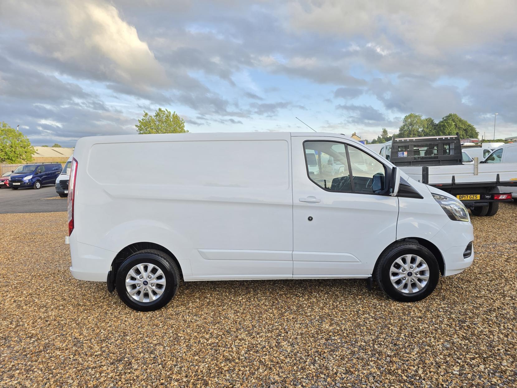 Ford Transit Custom 2.0 300 EcoBlue Limited Panel Van 5dr Diesel Manual L1 H1 Euro 6 (s/s) (130 ps)