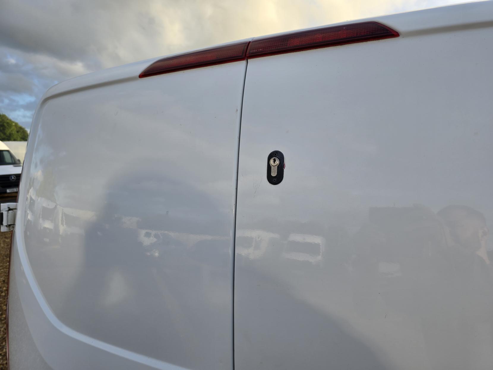 Ford Transit Custom 2.0 300 EcoBlue Limited Panel Van 5dr Diesel Manual L1 H1 Euro 6 (s/s) (130 ps)