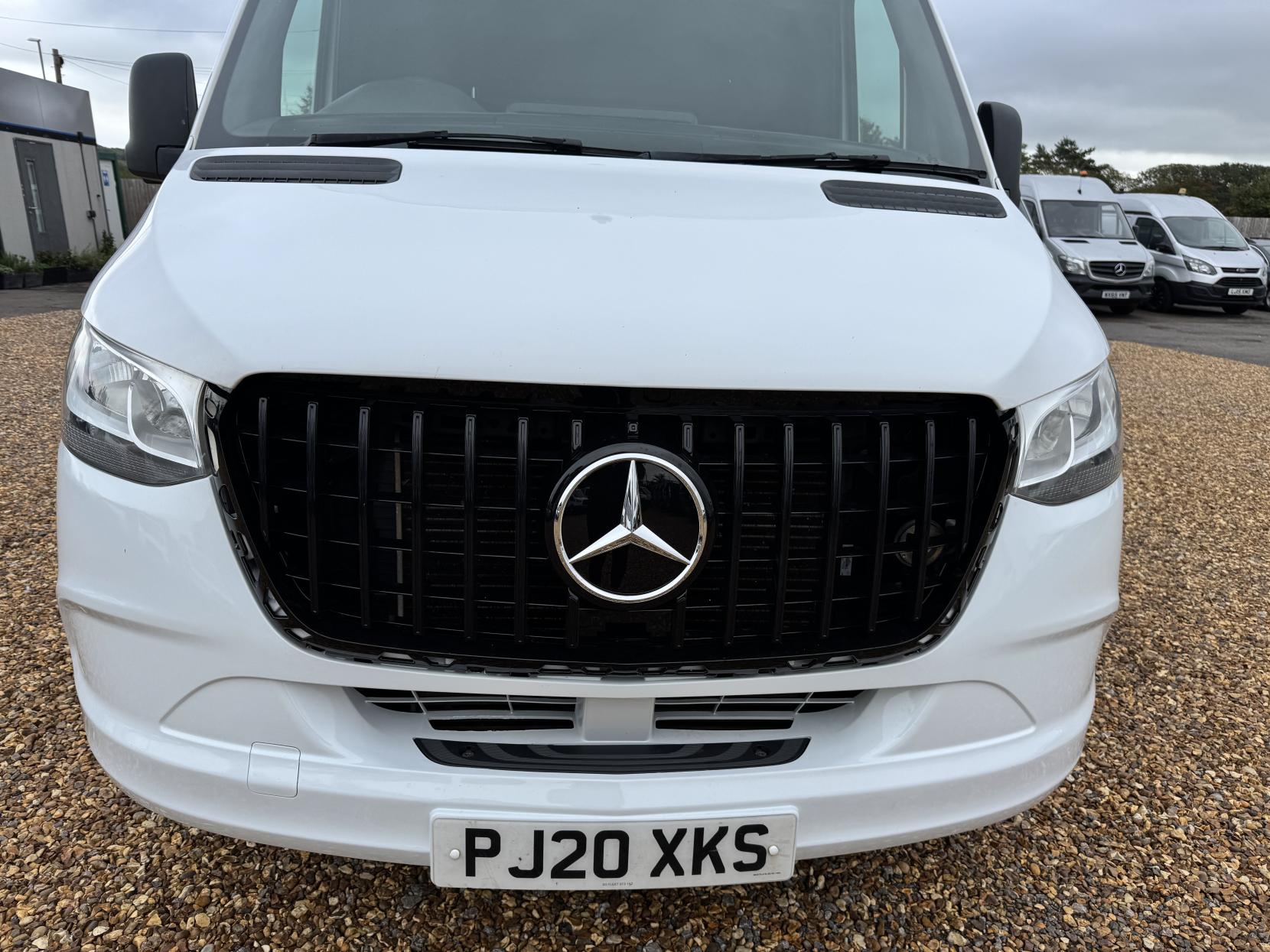 Mercedes-Benz Sprinter 2.1 311 CDI Panel Van 5dr Diesel Manual RWD L3 H2 Euro 6 (114 ps)