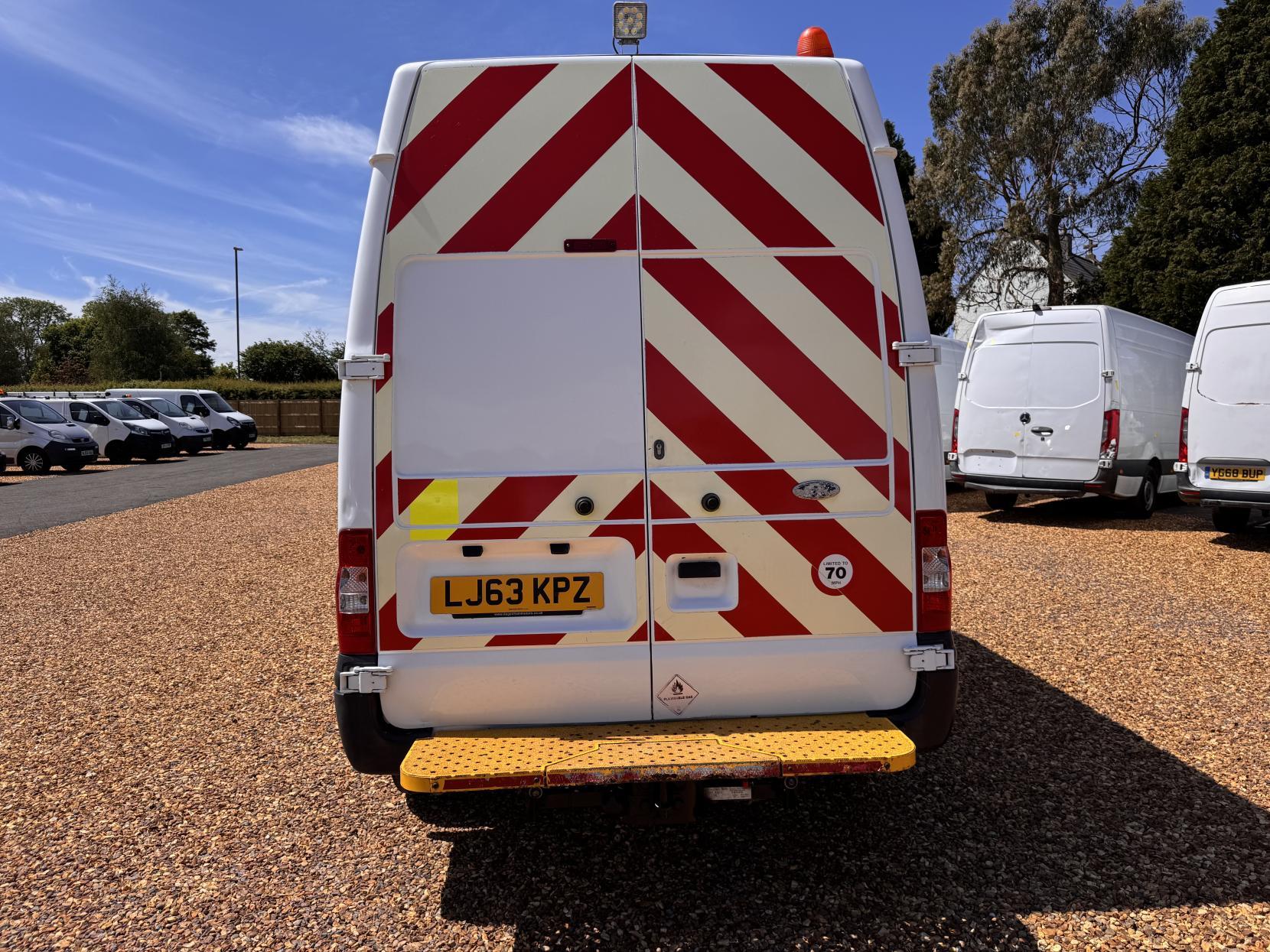 Ford Transit 2.2 TDCi 350 Panel Van 3dr Diesel Manual RWD L3 H3 (224 g/km, 98 bhp)