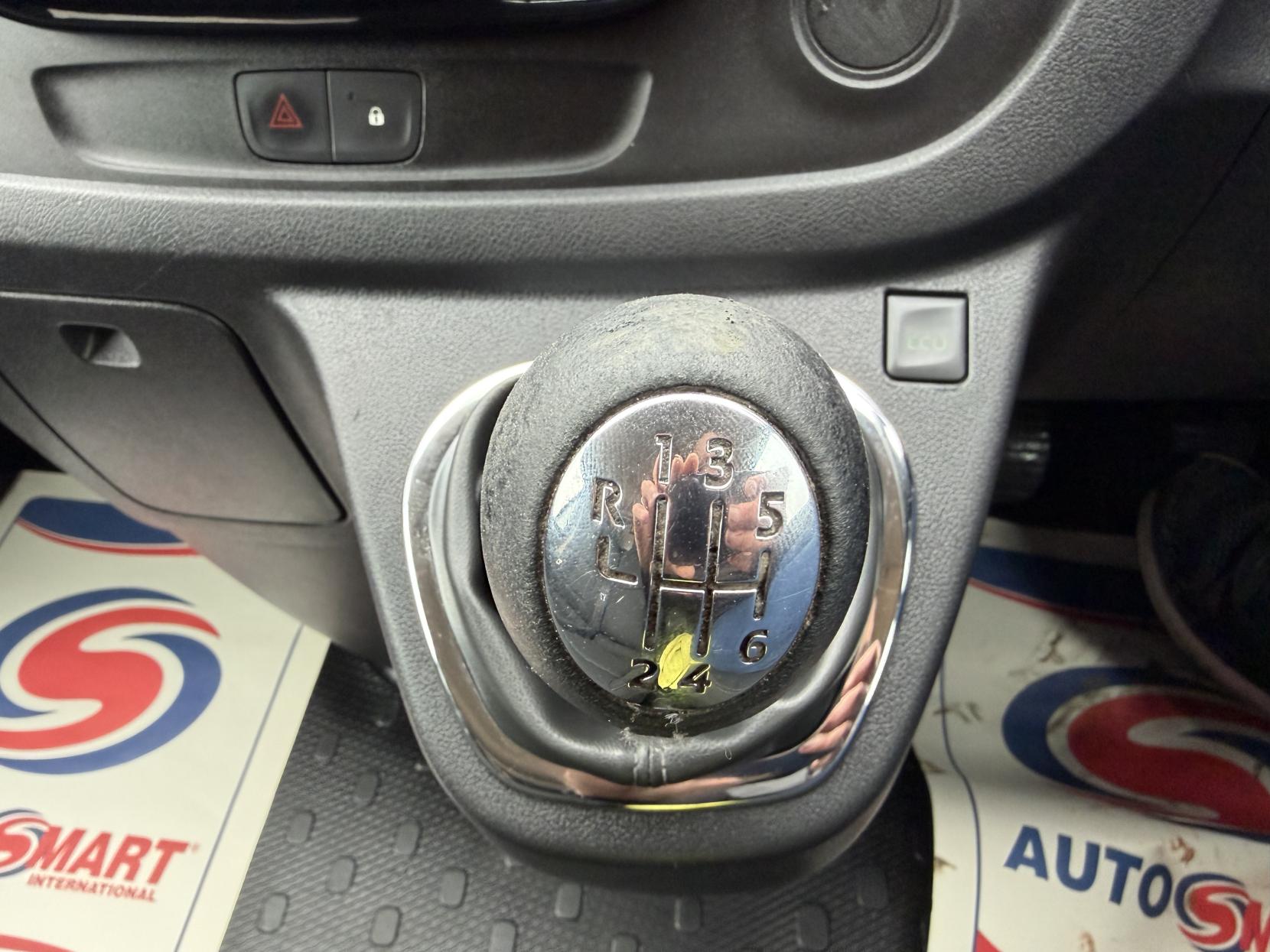 Vauxhall Vivaro 1.6 CDTi 2900 Sportive Panel Van 5dr Diesel Manual L2 H1 Euro 6 (120 ps)