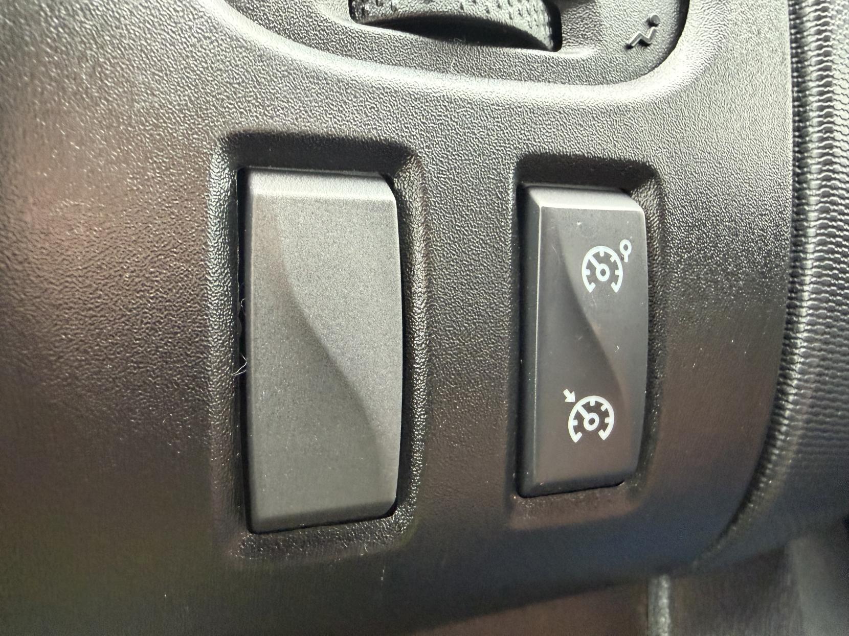 Vauxhall Vivaro 1.6 CDTi 2900 Sportive Panel Van 5dr Diesel Manual L2 H1 Euro 6 (120 ps)