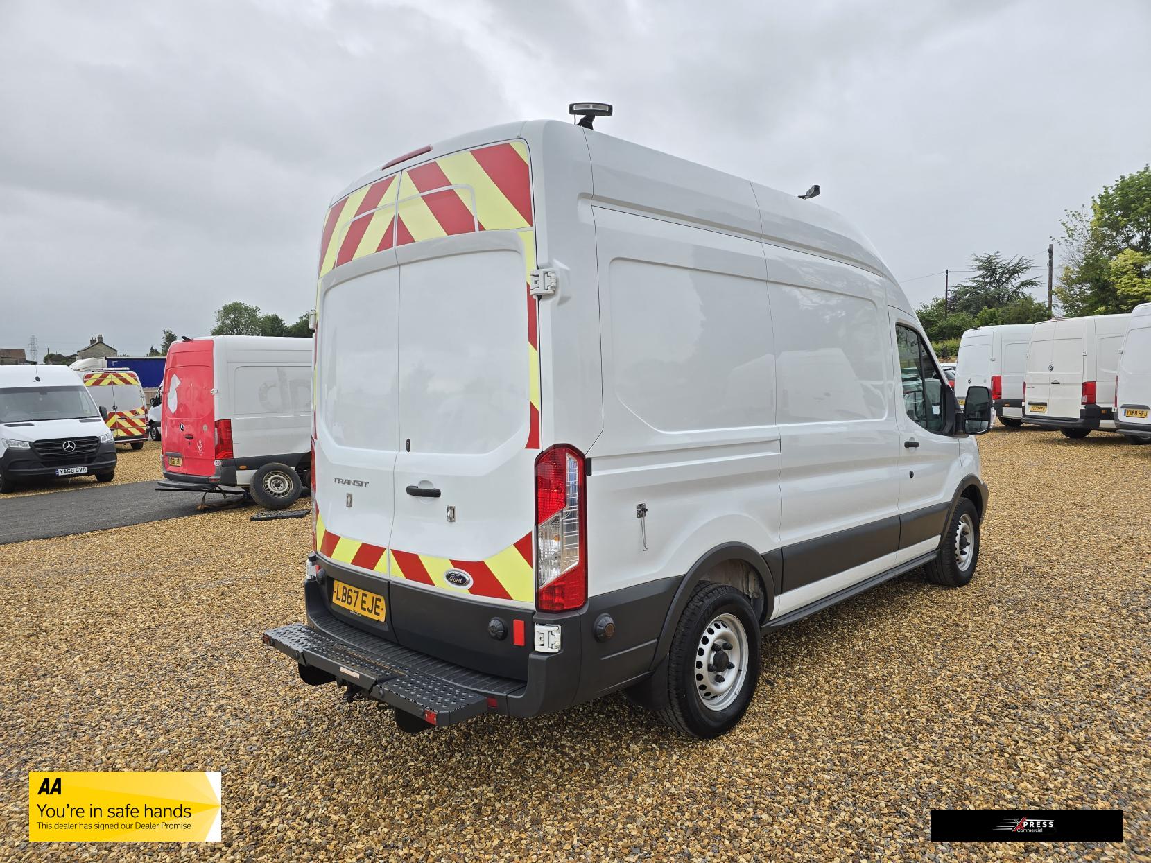 Ford Transit Transit 2.0 350 EcoBlue Panel Van 5dr Diesel Manual FWD L2 H3 Euro 6 (130 ps)