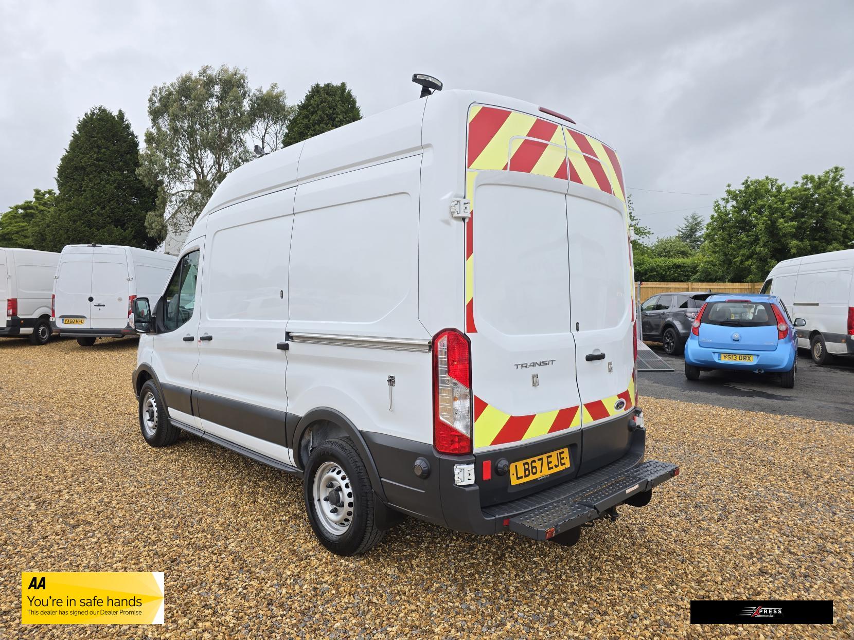 Ford Transit Transit 2.0 350 EcoBlue Panel Van 5dr Diesel Manual FWD L2 H3 Euro 6 (130 ps)