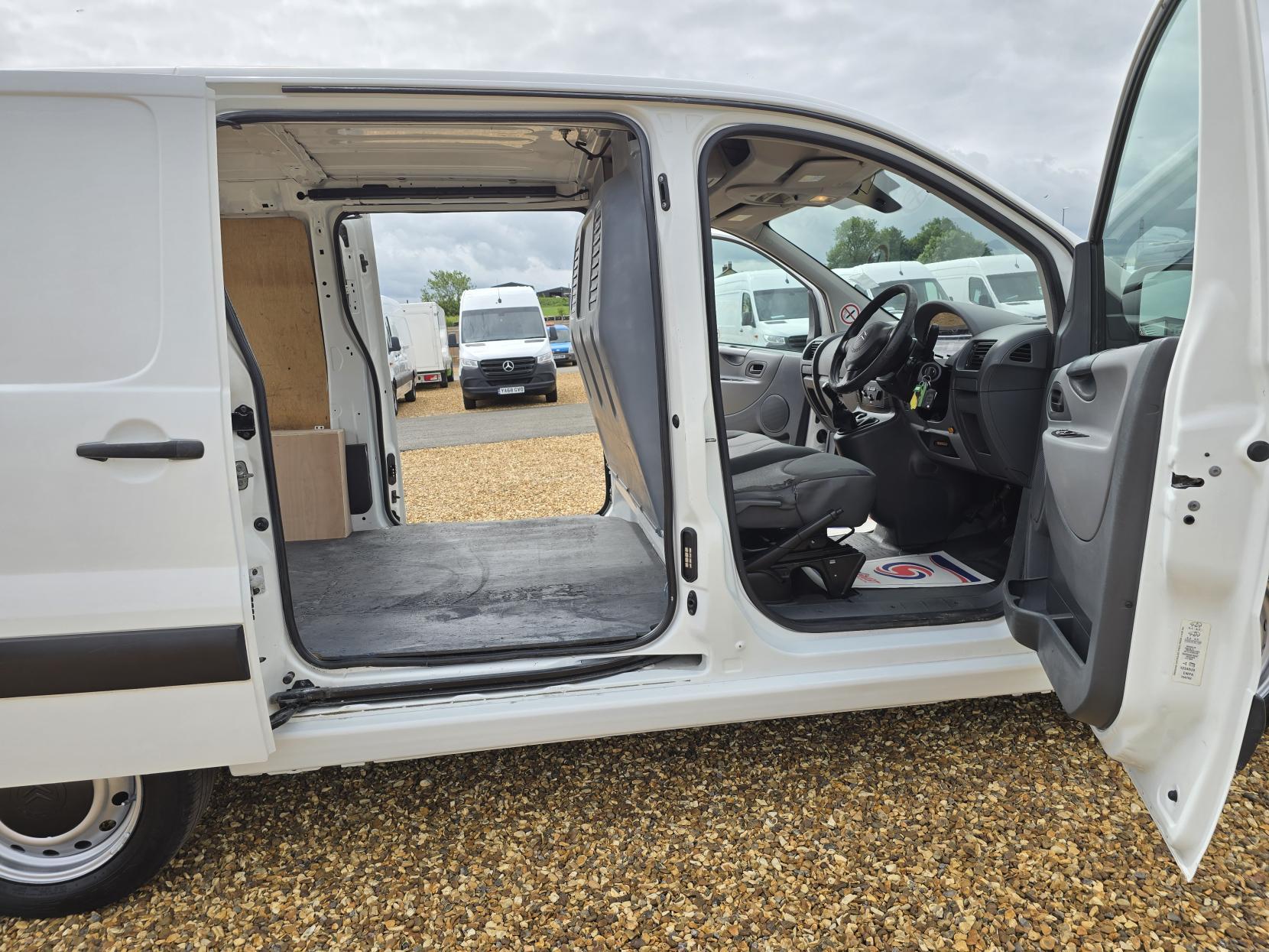 Citroen Dispatch 1.6 1200 HDi Panel Van 5dr Diesel Manual L1 H1 (191 g/km, 90 bhp)
