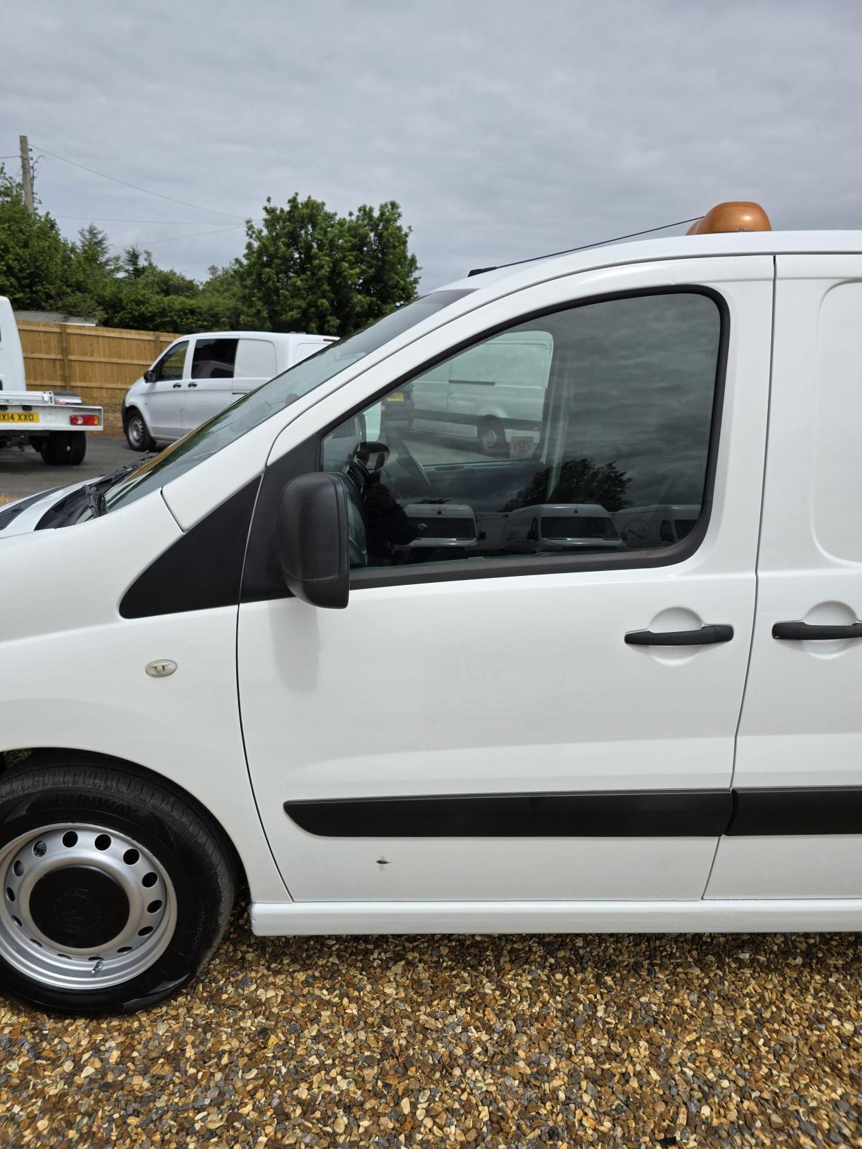 Citroen Dispatch 1.6 1200 HDi Panel Van 5dr Diesel Manual L1 H1 (191 g/km, 90 bhp)