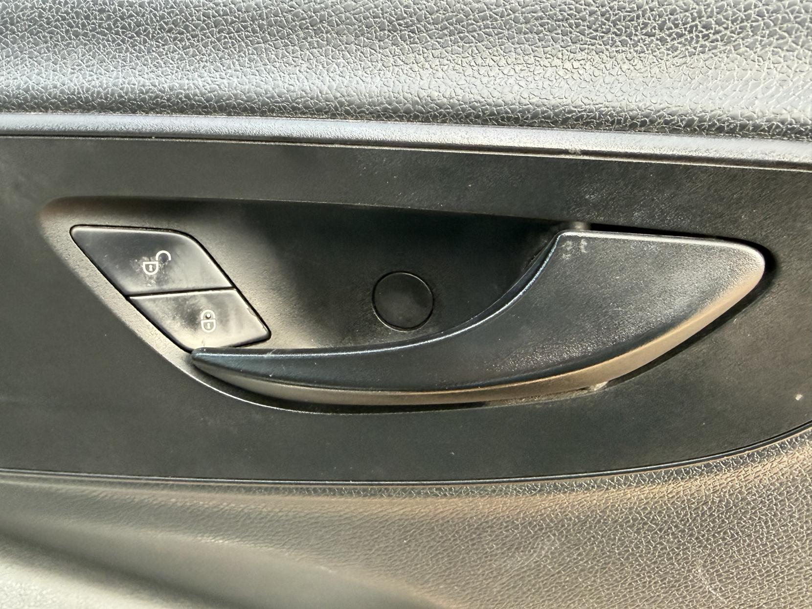 2021 Mercedes-Benz Sprinter 2.1 314 CDI Progressive Panel Van 5dr Diesel Manual RWD L3 H2 Euro 6 (s/s) (143 ps) - Thumbnail 24