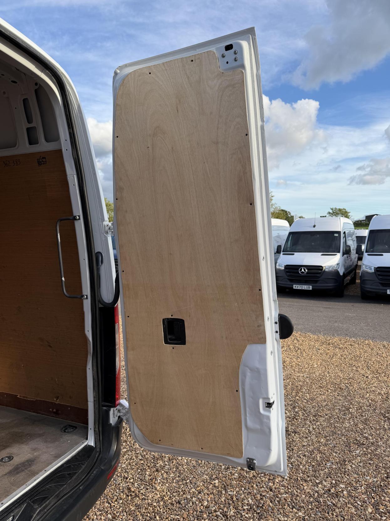 2021 Mercedes-Benz Sprinter 2.1 314 CDI Progressive Panel Van 5dr Diesel Manual RWD L3 H2 Euro 6 (s/s) (143 ps) - Thumbnail 42