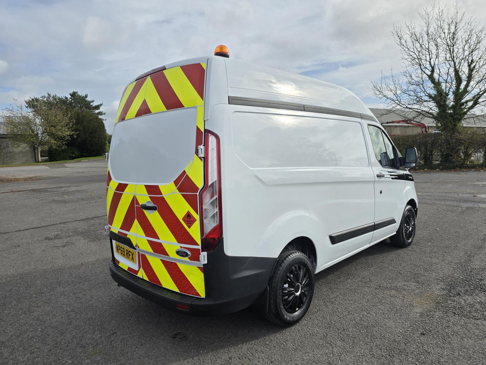 Ford Transit Custom 2.0 280 EcoBlue Leader Panel Van 5dr Diesel Manual L1 H1 Euro 6 (s/s) (105 ps)