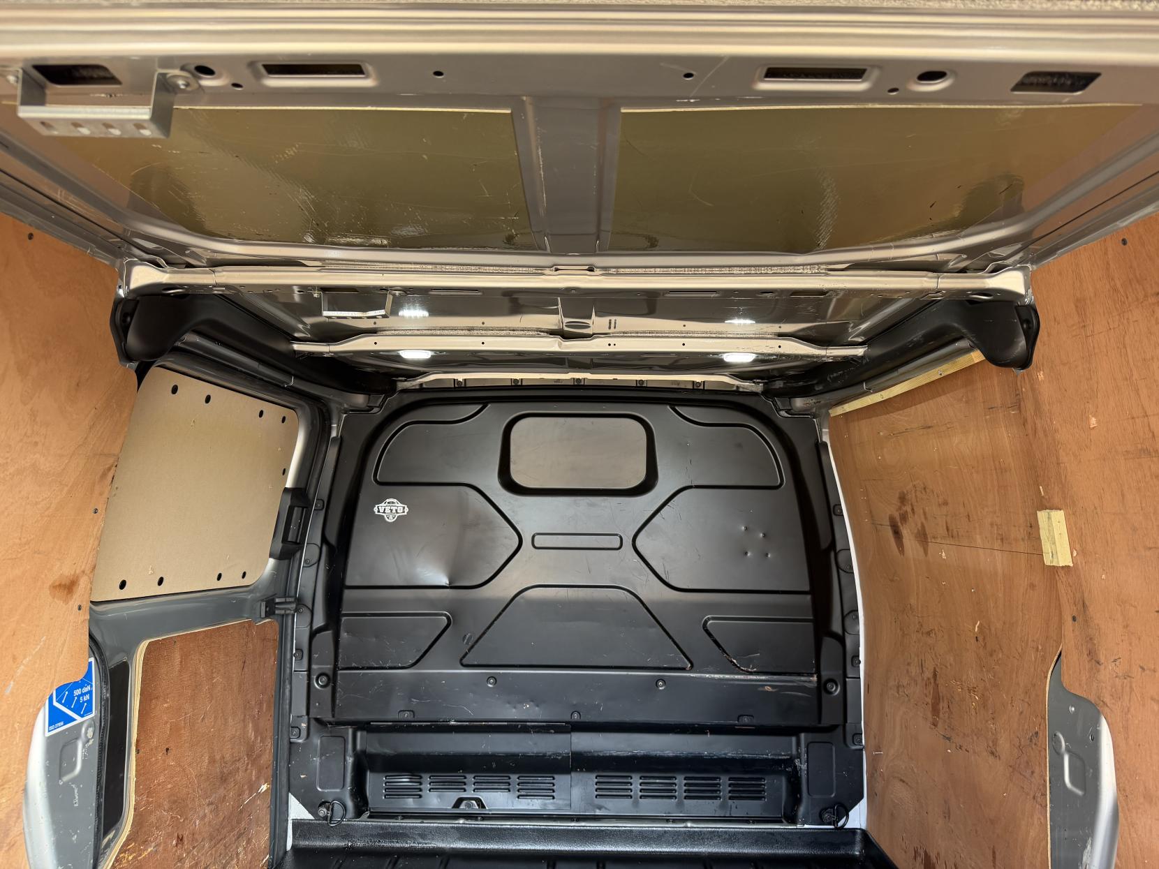 2022 Ford Transit Custom 2.0 280 EcoBlue Limited Panel Van 5dr Diesel Manual L1 H1 Euro 6 (s/s) (130 ps) - Thumbnail 43