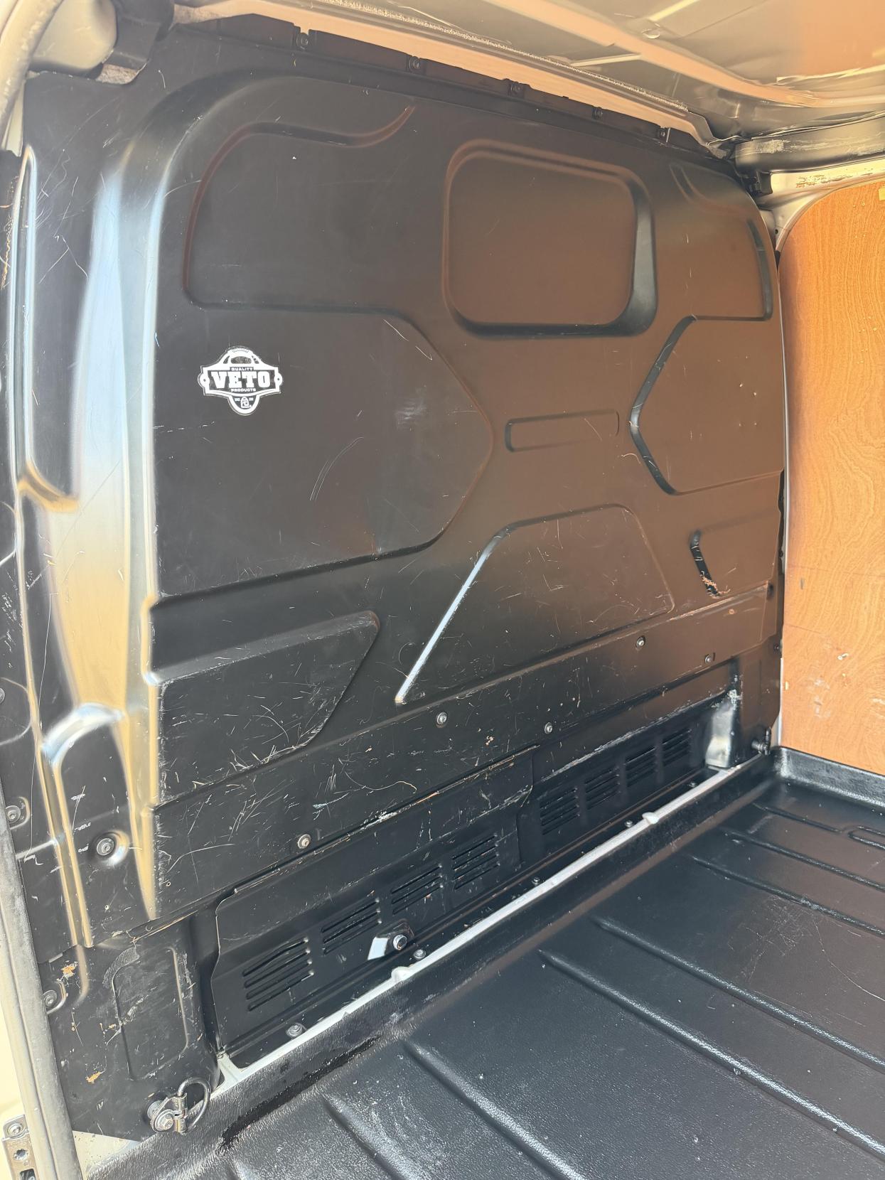 2022 Ford Transit Custom 2.0 280 EcoBlue Limited Panel Van 5dr Diesel Manual L1 H1 Euro 6 (s/s) (130 ps) - Thumbnail 36