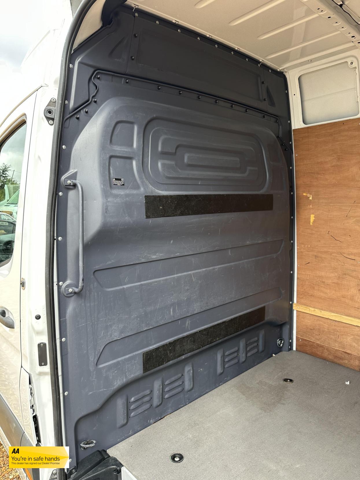 Mercedes-Benz Sprinter 2.1 311 CDI Panel Van 5dr Diesel Manual RWD L3 H2 Euro 6 (114 ps)