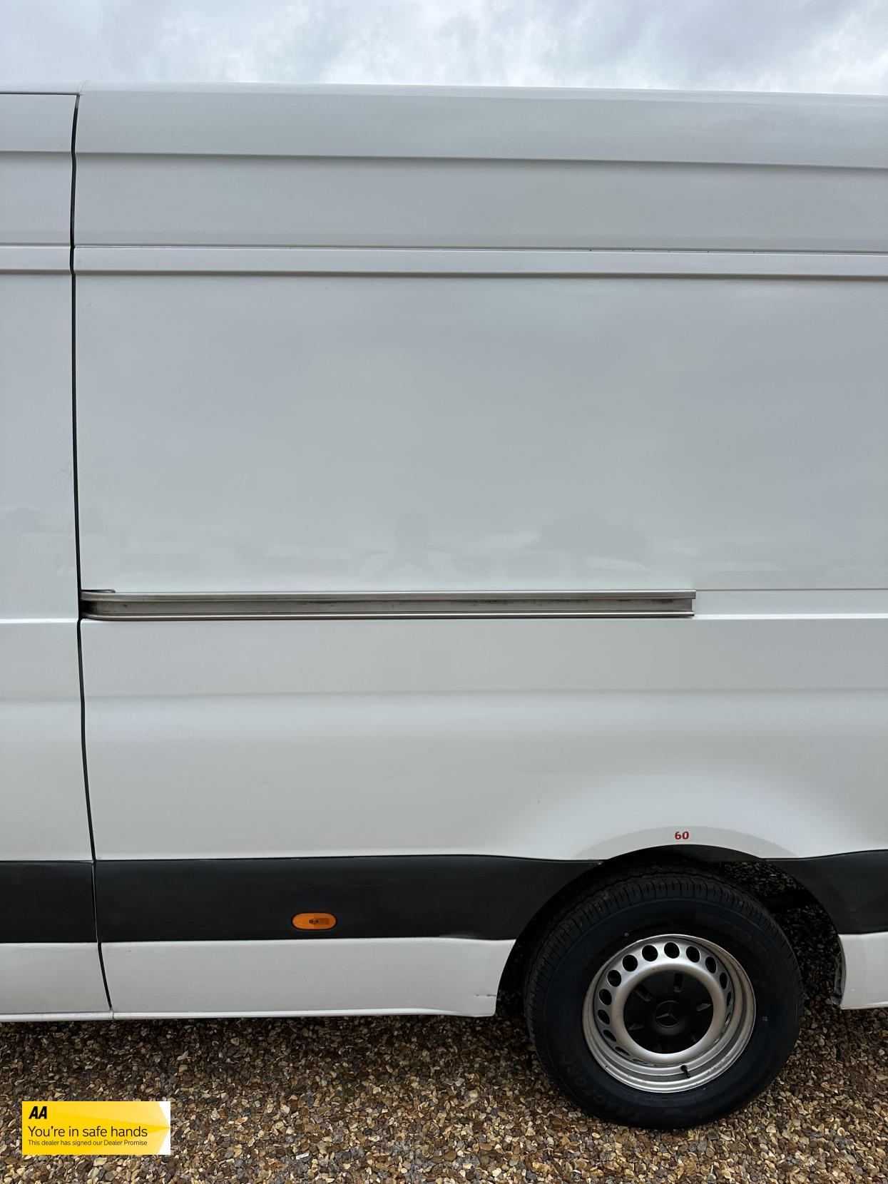 Mercedes-Benz Sprinter 2.1 311 CDI Panel Van 5dr Diesel Manual RWD L3 H2 Euro 6 (114 ps)