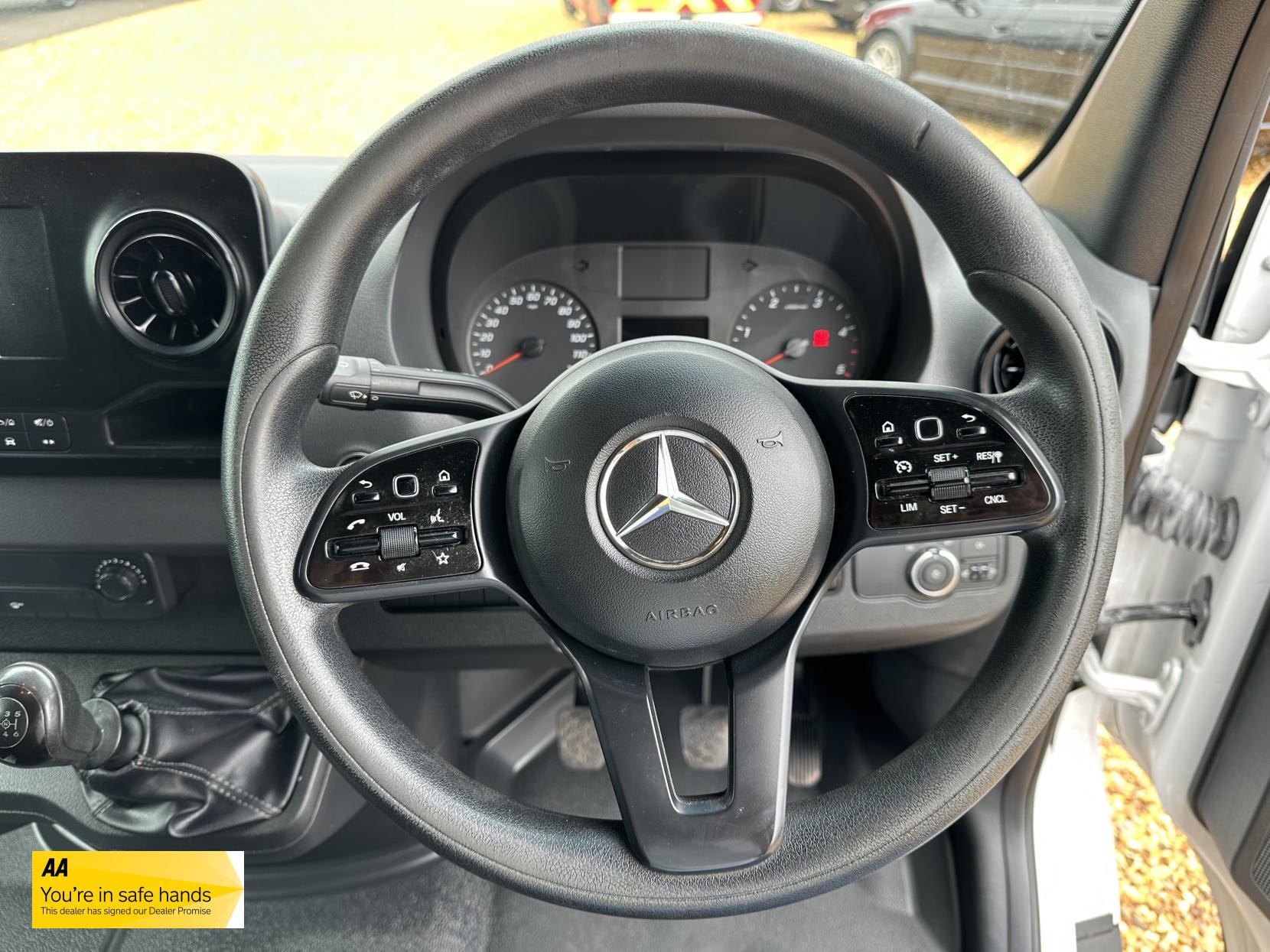 Mercedes-Benz Sprinter 2.1 311 CDI Panel Van 5dr Diesel Manual RWD L3 H2 Euro 6 (114 ps)